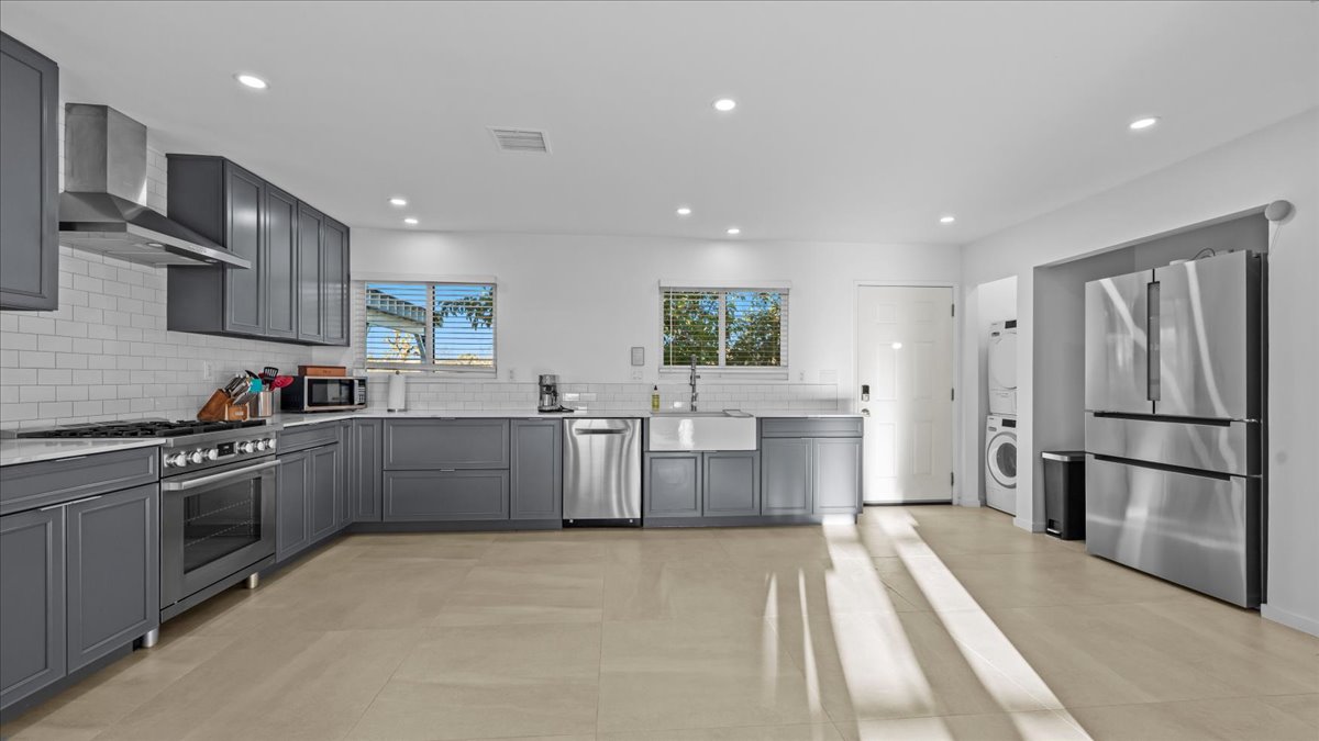 Yucca Valley, California, 92284, United States, 4 Bedrooms Bedrooms, ,2 BathroomsBathrooms,Residential,For Sale,1978728