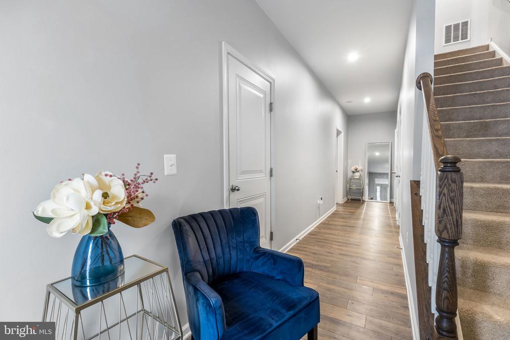 Woodbridge, Virginia, 22191, United States, 4 Bedrooms Bedrooms, ,4 BathroomsBathrooms,Residential,For Sale,2007486