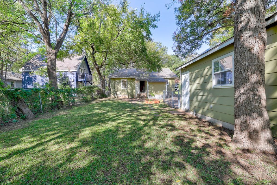 Austin, Texas, 78751, United States, 2 Bedrooms Bedrooms, ,2 BathroomsBathrooms,Residential,For Sale,1989110