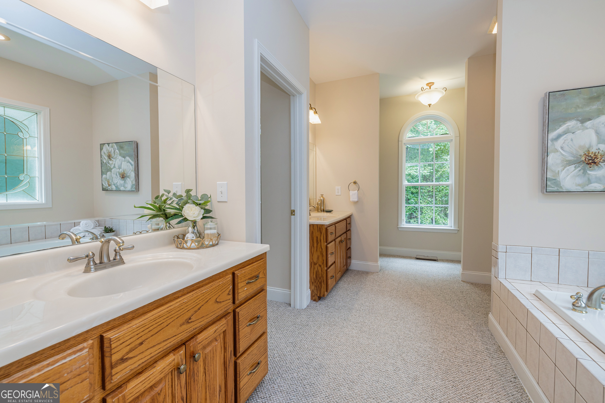 Newnan, Georgia, 30263, United States, 4 Bedrooms Bedrooms, ,5 BathroomsBathrooms,Residential,For Sale,1932602