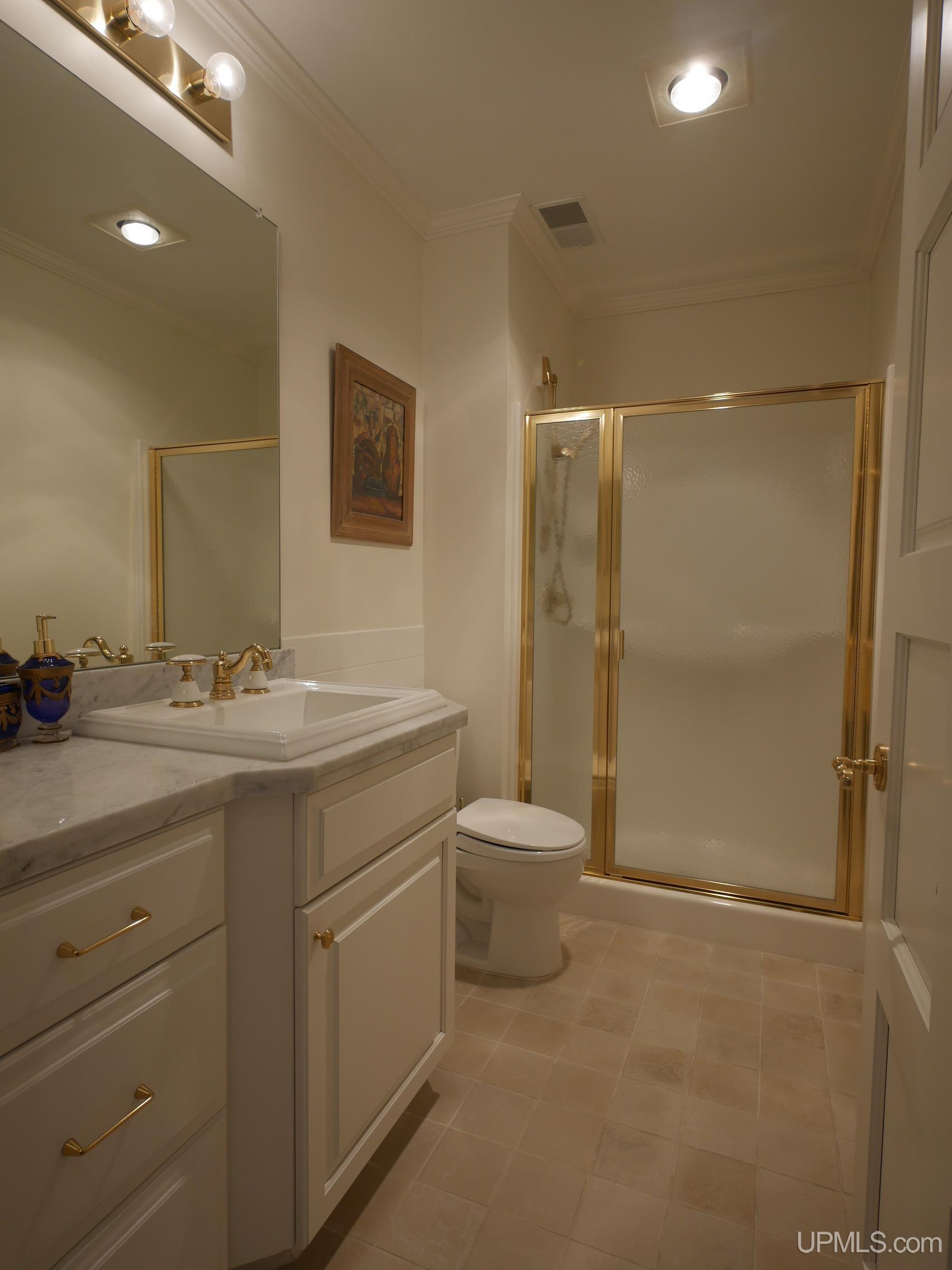 Eagle Harbor, Michigan, 49950, United States, 5 Bedrooms Bedrooms, ,4 BathroomsBathrooms,Residential,For Sale,2049037