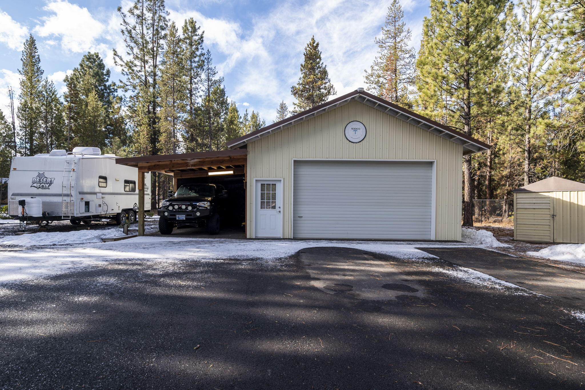 La Pine, Oregon, 97739, United States, 3 Bedrooms Bedrooms, ,2 BathroomsBathrooms,Residential,For Sale,2040090