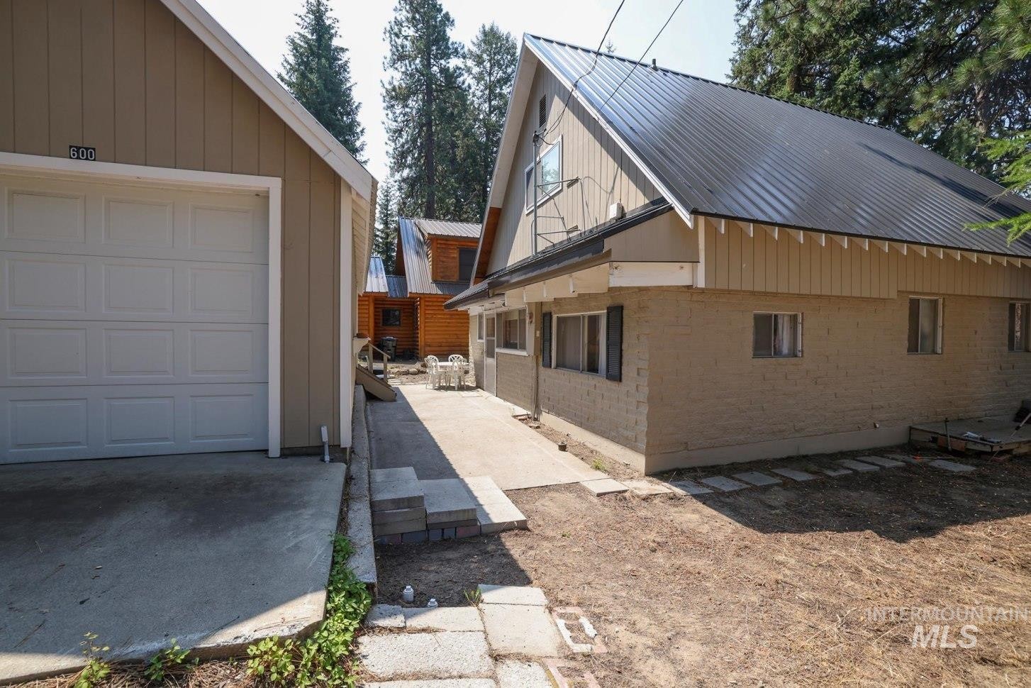 McCall, Idaho, 83638, United States, 4 Bedrooms Bedrooms, ,2 BathroomsBathrooms,Residential,For Sale,1982729