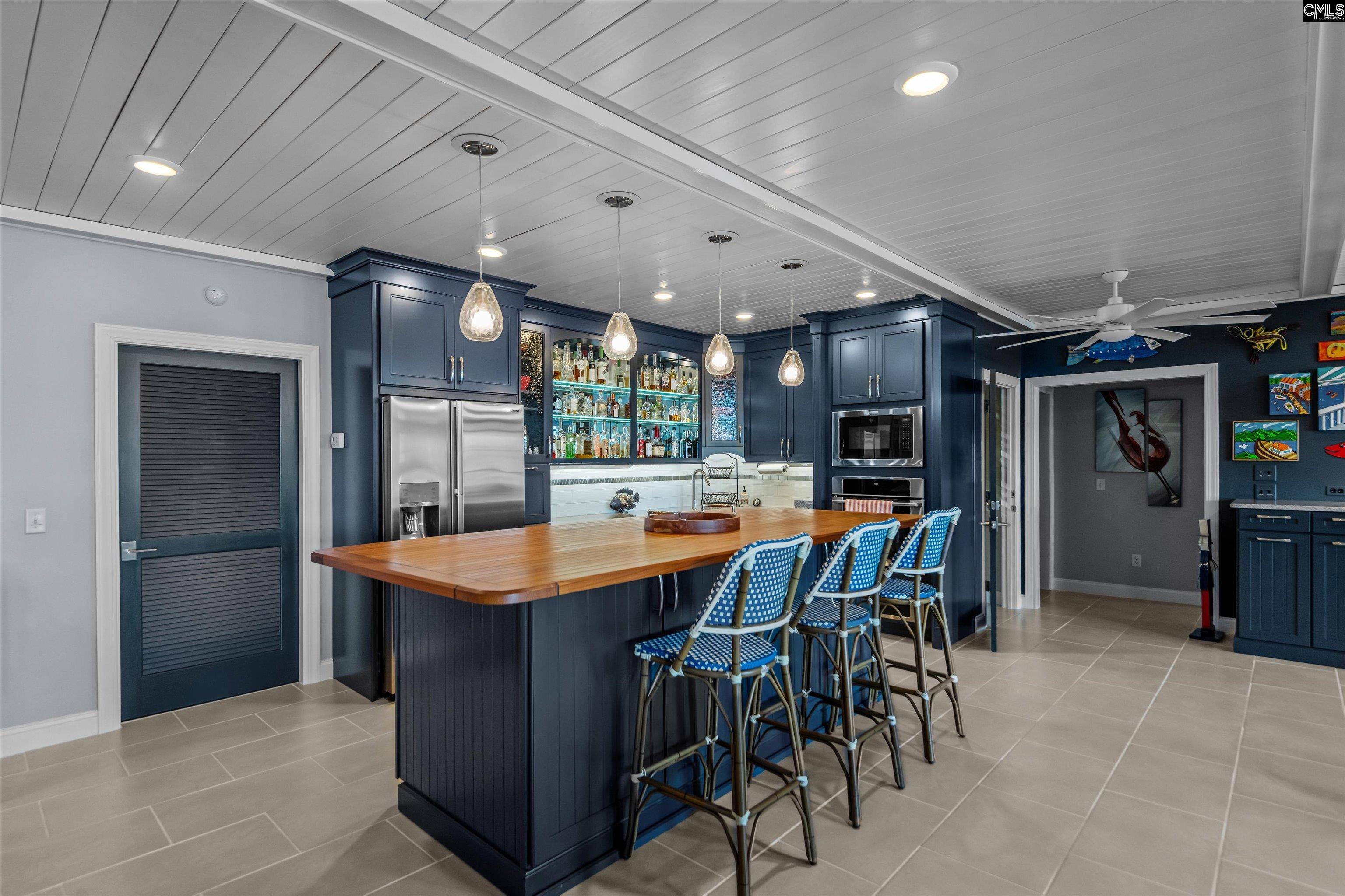 Chapin, South Carolina, 29036, United States, 4 Bedrooms Bedrooms, ,5 BathroomsBathrooms,Residential,For Sale,1825790