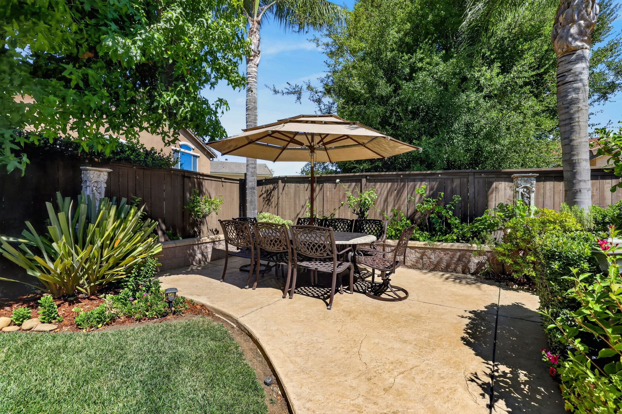 3729 Lake Terrace Drive, Elk Grove, CA 95758 - 物件實景