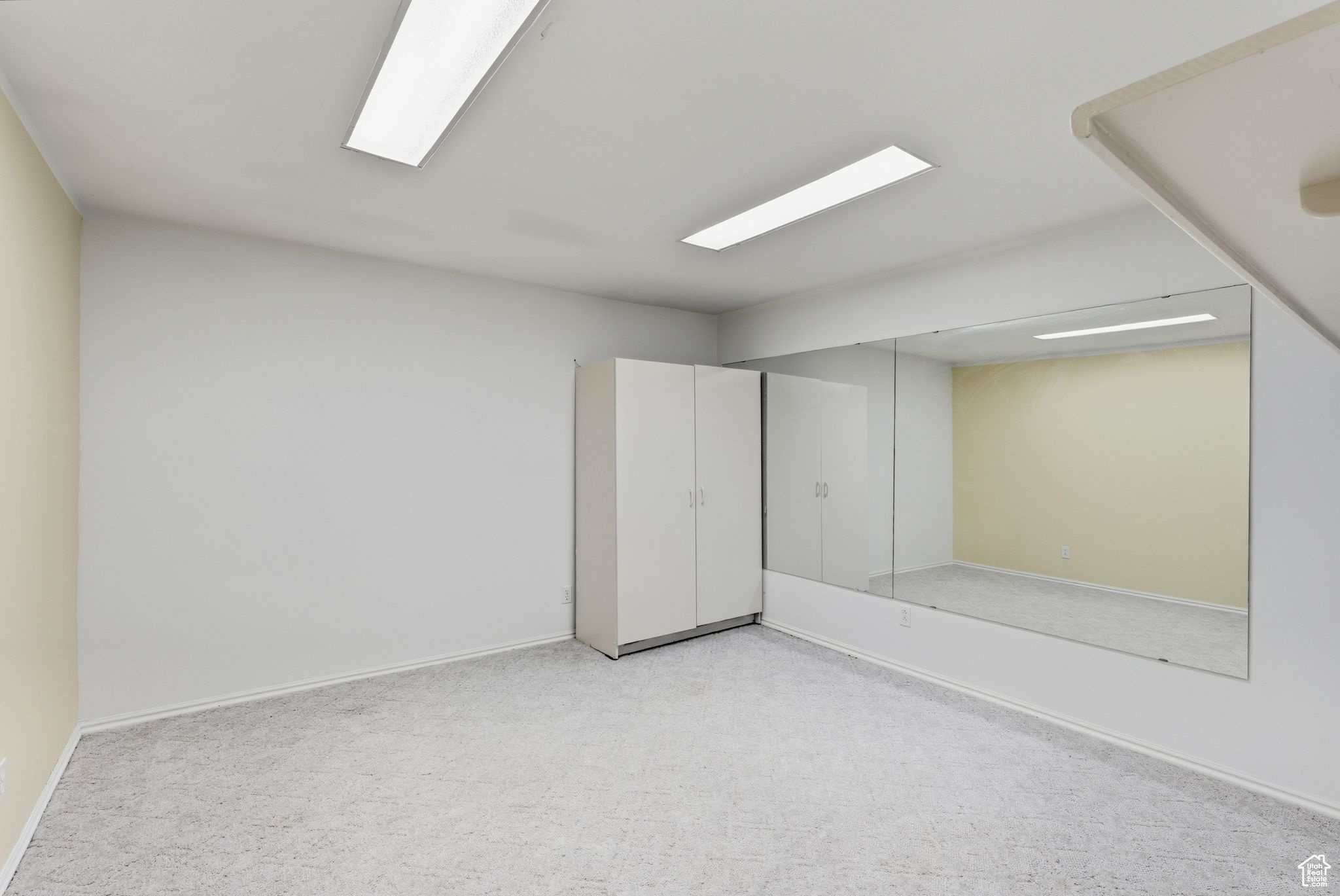 Tooele, Utah, 84074, United States, 4 Bedrooms Bedrooms, ,4 BathroomsBathrooms,Residential,For Sale,1989658