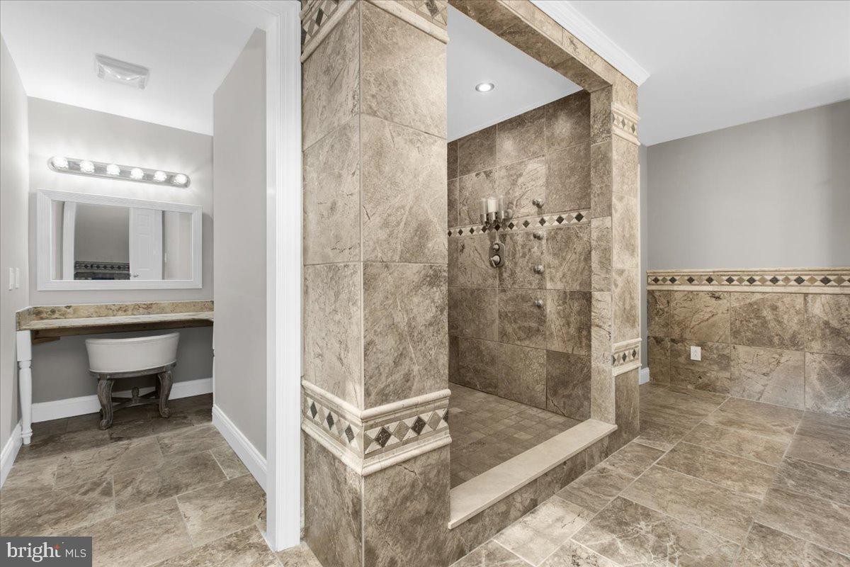 PASADENA, Maryland, 21122, United States, 4 Bedrooms Bedrooms, ,4 BathroomsBathrooms,Residential,For Sale,1979207