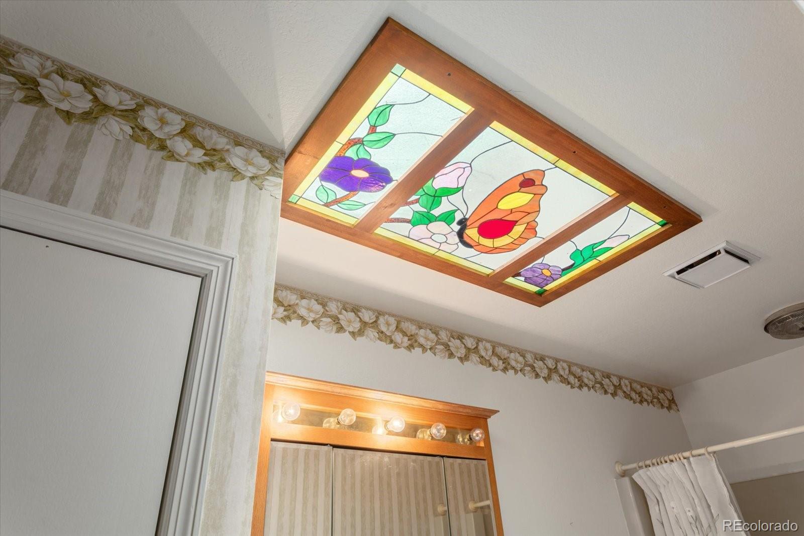 Salida, Colorado, 81201, United States, 2 Bedrooms Bedrooms, ,1 BathroomBathrooms,Residential,For Sale,1978898