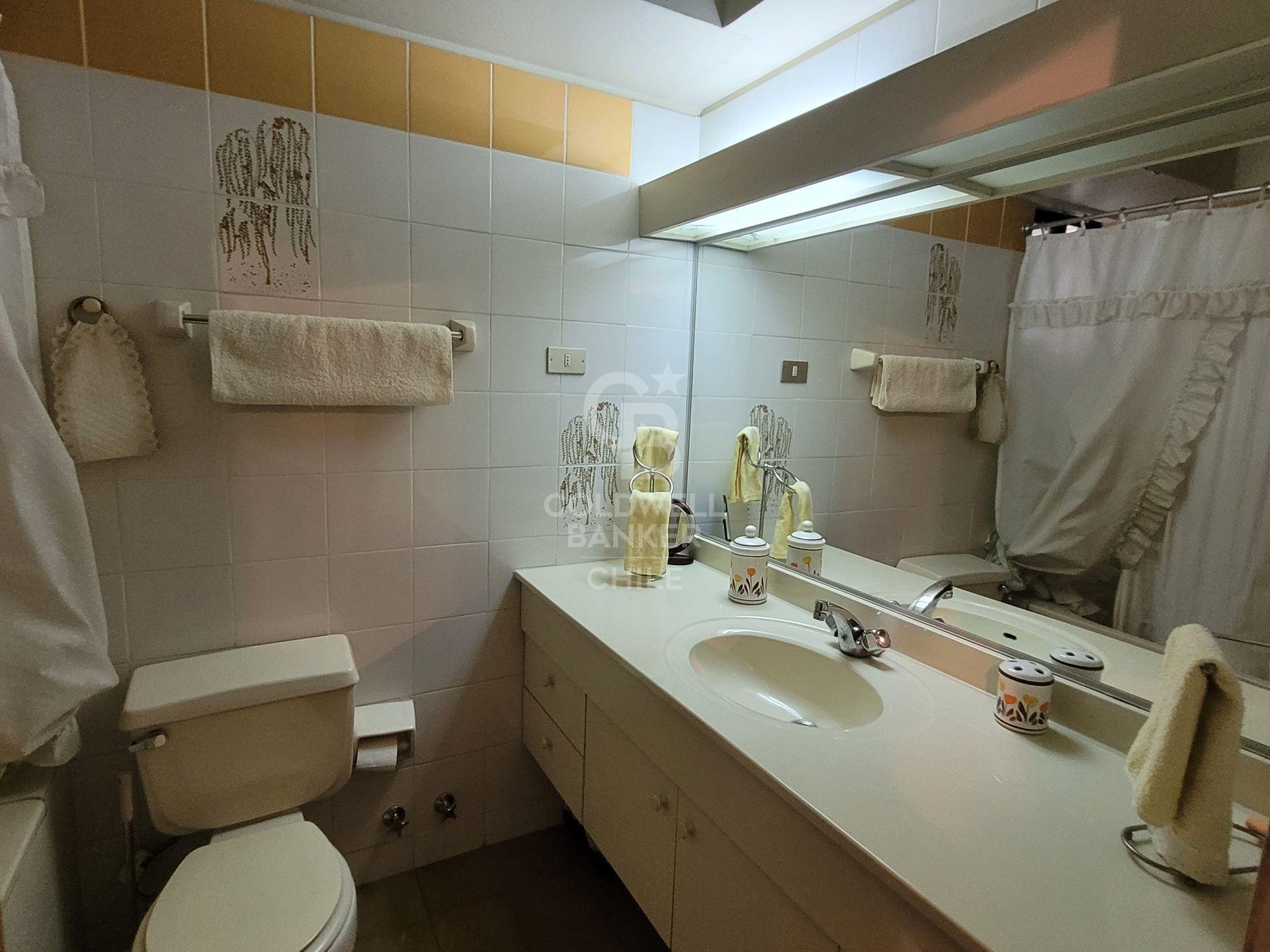 Las Condes, Chile, 3 Bedrooms Bedrooms, ,2 BathroomsBathrooms,Residential,For Sale,1787275