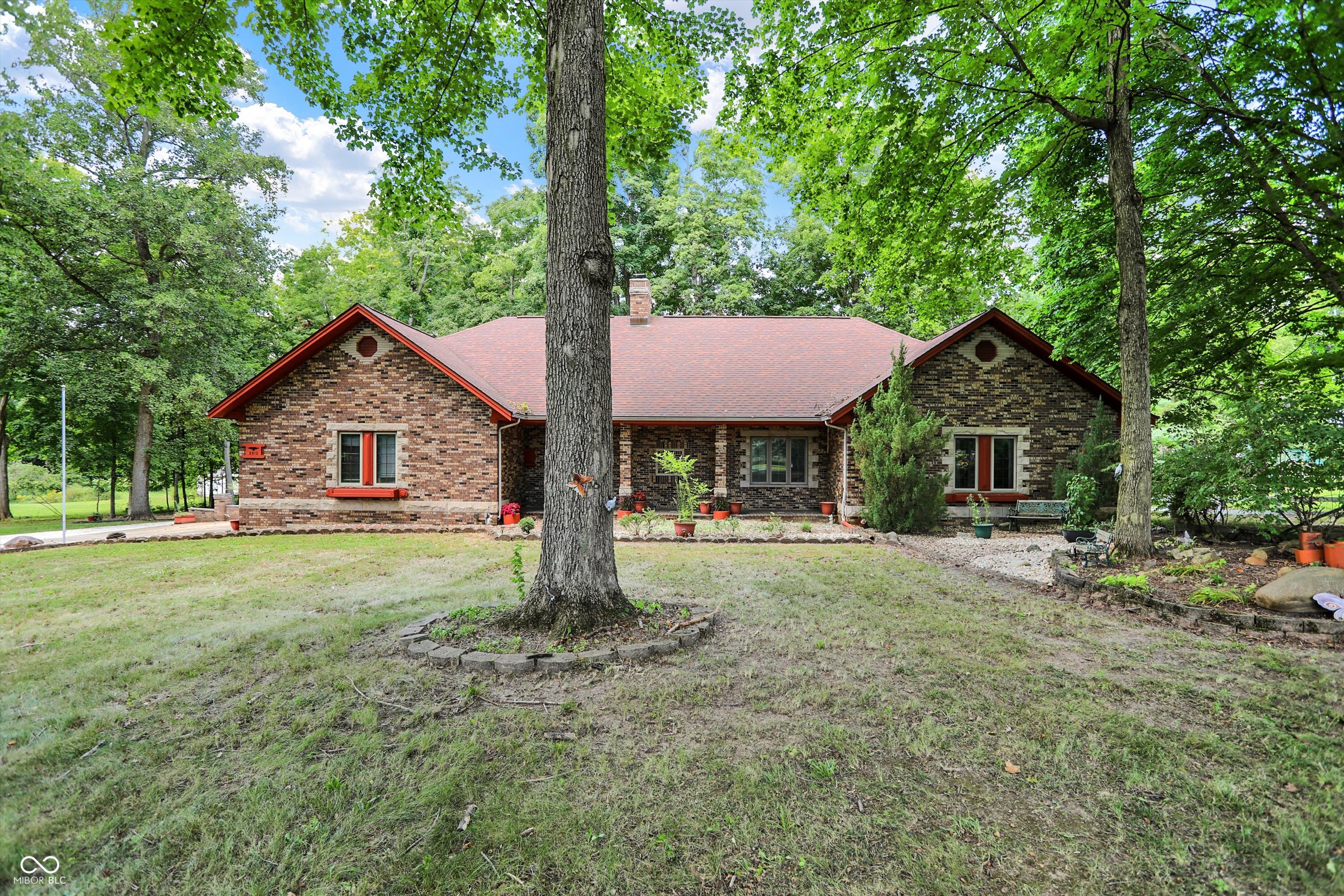 Lafayette, Indiana, 47905, United States, 3 Bedrooms Bedrooms, ,4 BathroomsBathrooms,Residential,For Sale,1979408