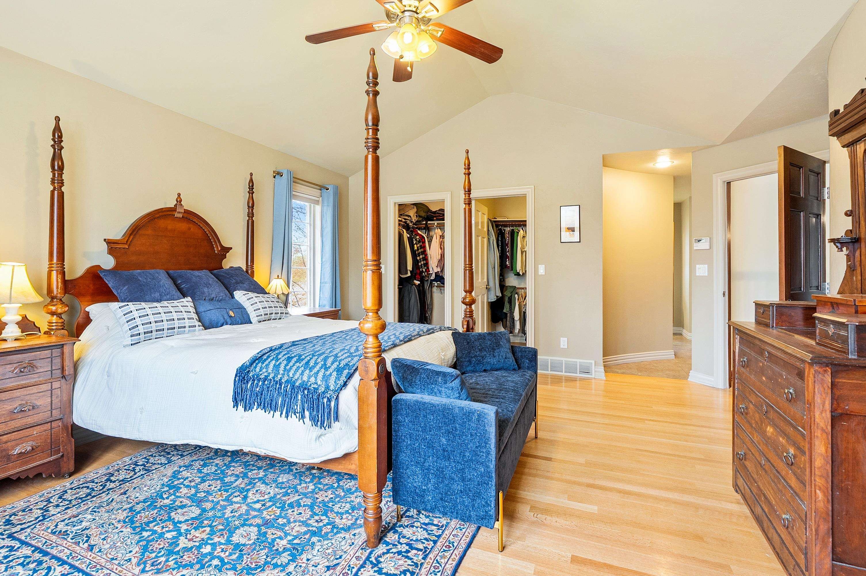 GREEN BAY, Wisconsin, 54313, United States, 4 Bedrooms Bedrooms, ,5 BathroomsBathrooms,Residential,For Sale,2048665