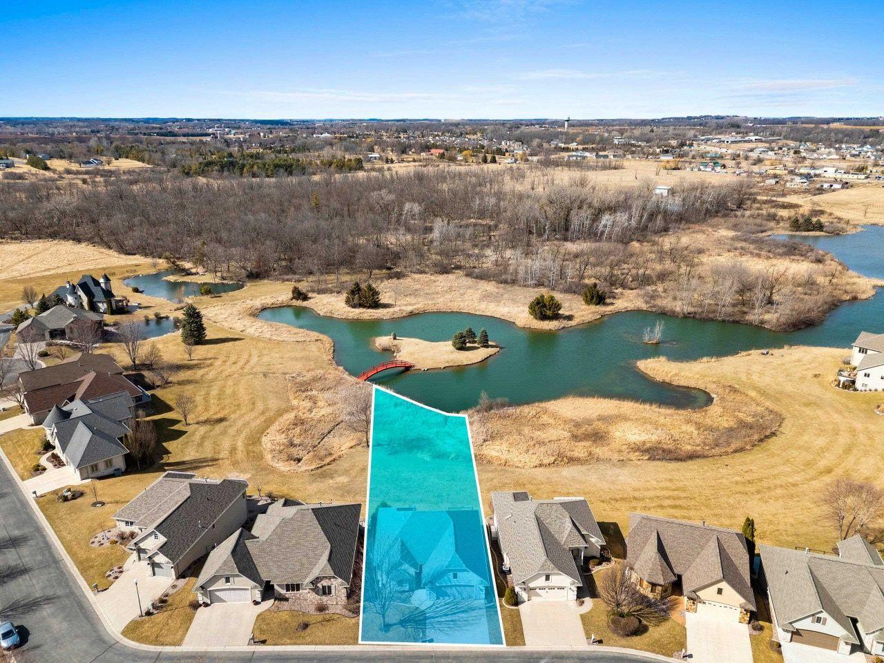 GREENVILLE, Wisconsin, 54942, United States, 3 Bedrooms Bedrooms, ,3 BathroomsBathrooms,Residential,For Sale,1744997