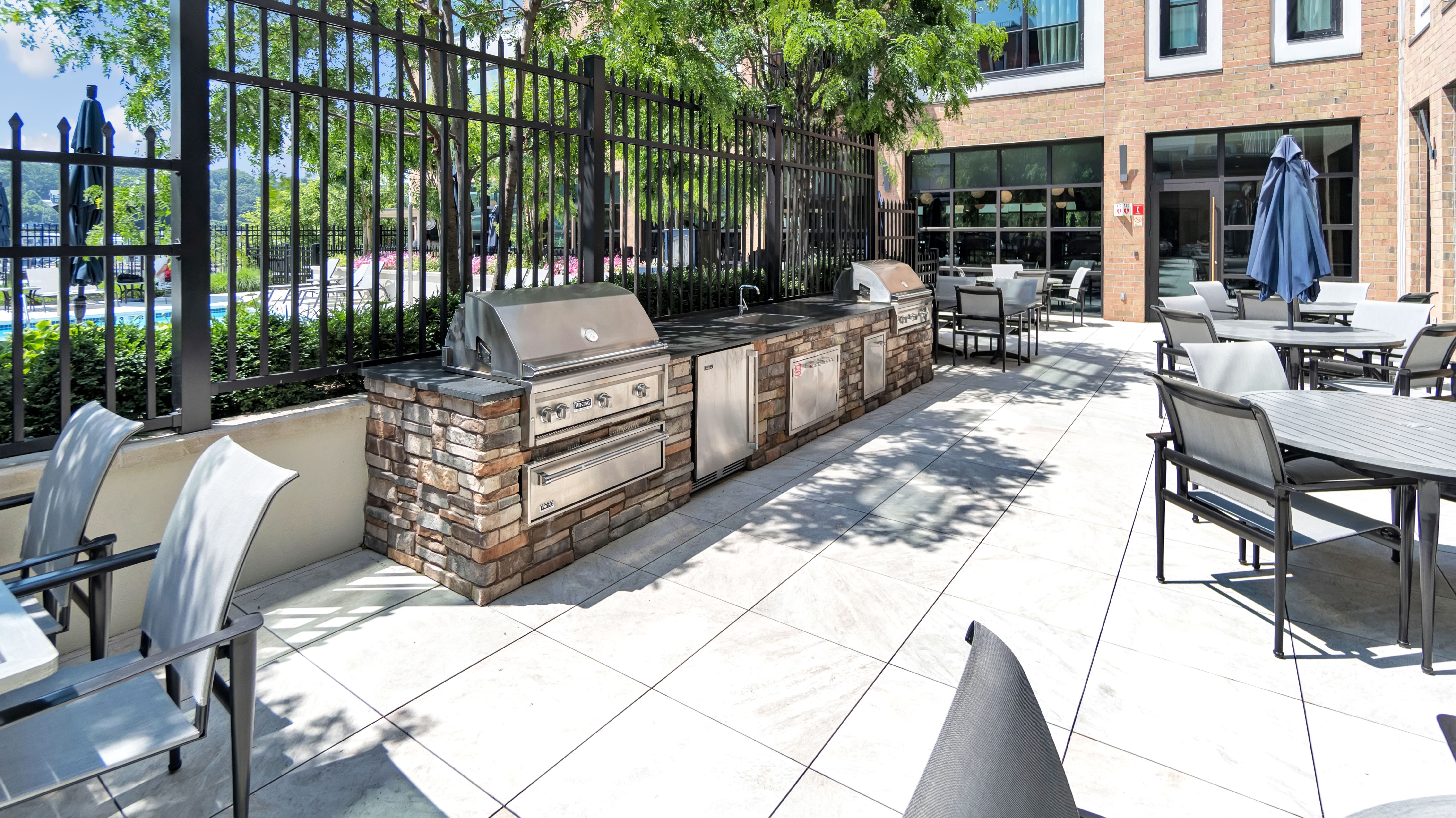  100 Garvies Point Road, Glen Cove, NY, 11542 - 物件實景