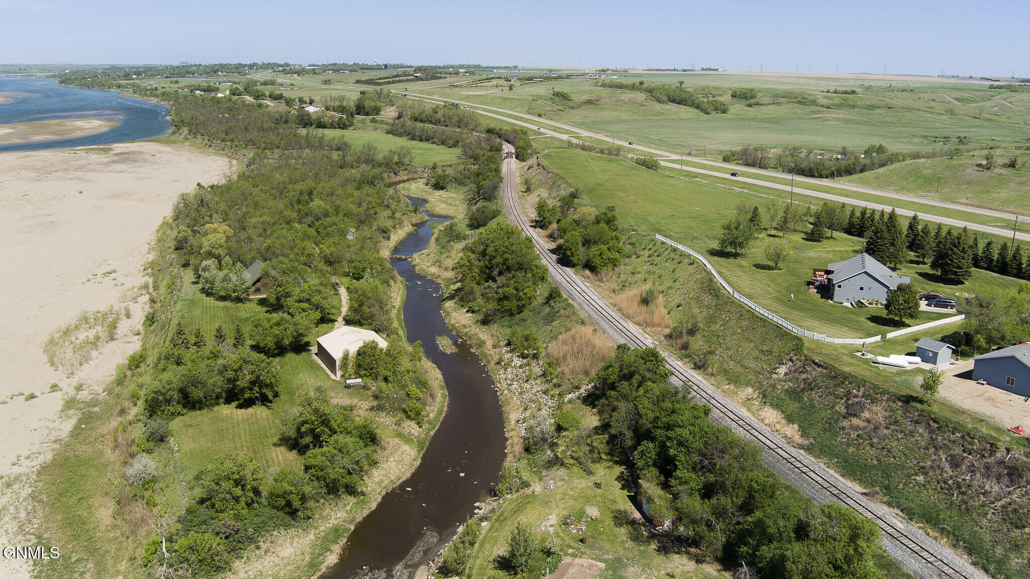 Washburn, North Dakota, 58577, United States, 3 Bedrooms Bedrooms, ,2 BathroomsBathrooms,Residential,For Sale,2043645