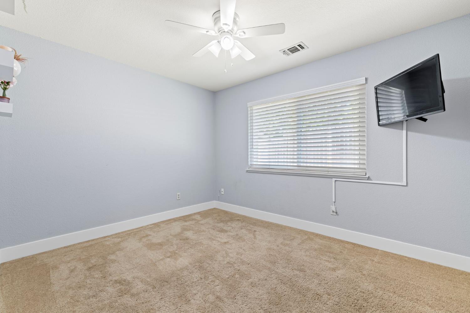 Auburn, California, 95603, United States, 3 Bedrooms Bedrooms, ,2 BathroomsBathrooms,Residential,For Sale,1956698