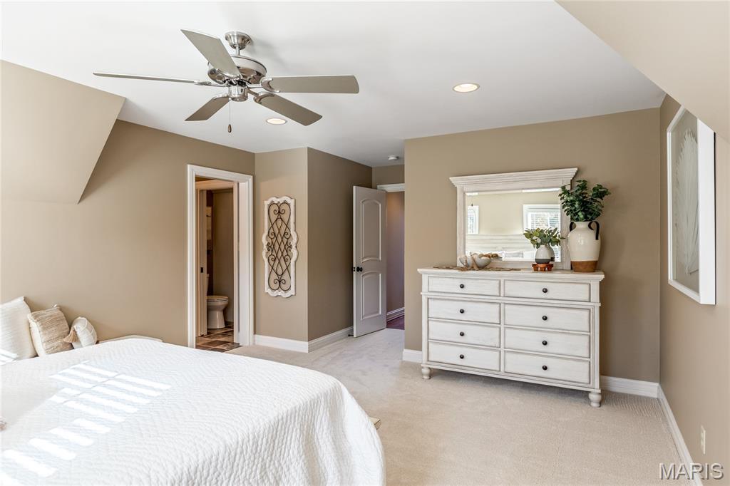 St Charles, Missouri, 63304, United States, 4 Bedrooms Bedrooms, ,6 BathroomsBathrooms,Residential,For Sale,1992889