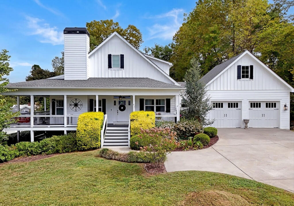 Hall St, Blue Ridge, GA 30513