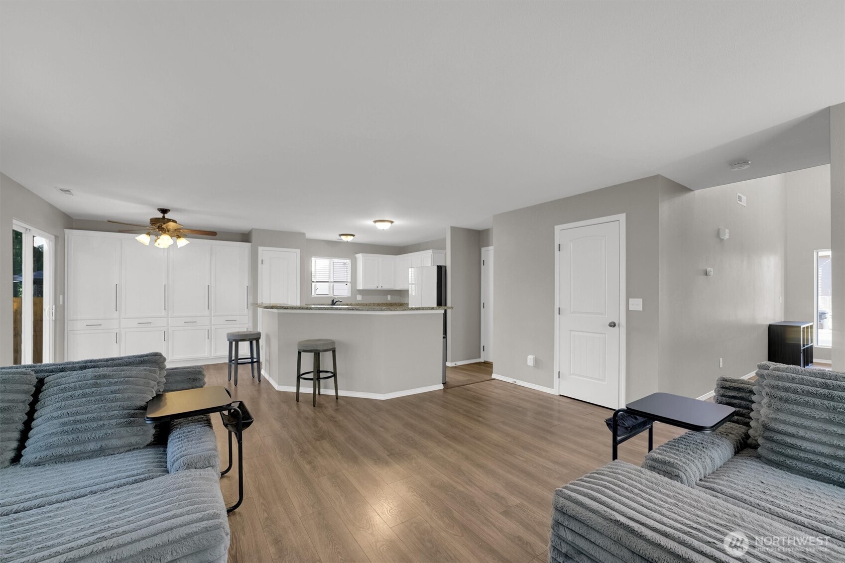 Puyallup, Washington, 98374, United States, 4 Bedrooms Bedrooms, ,3 BathroomsBathrooms,Residential,For Sale,1899672
