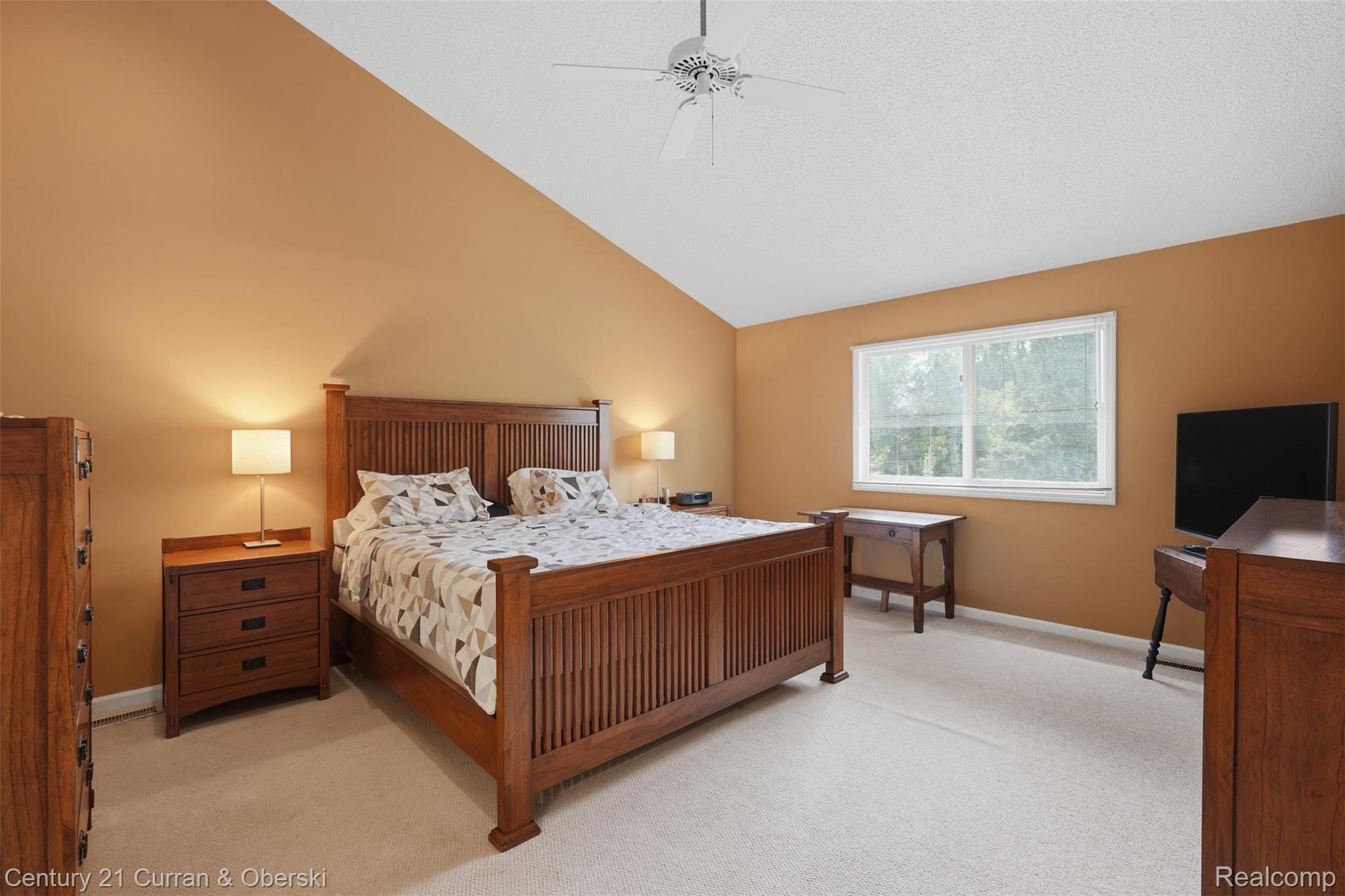 Farmington Hills, Michigan, 48331, United States, 4 Bedrooms Bedrooms, ,4 BathroomsBathrooms,Residential,For Sale,2048985