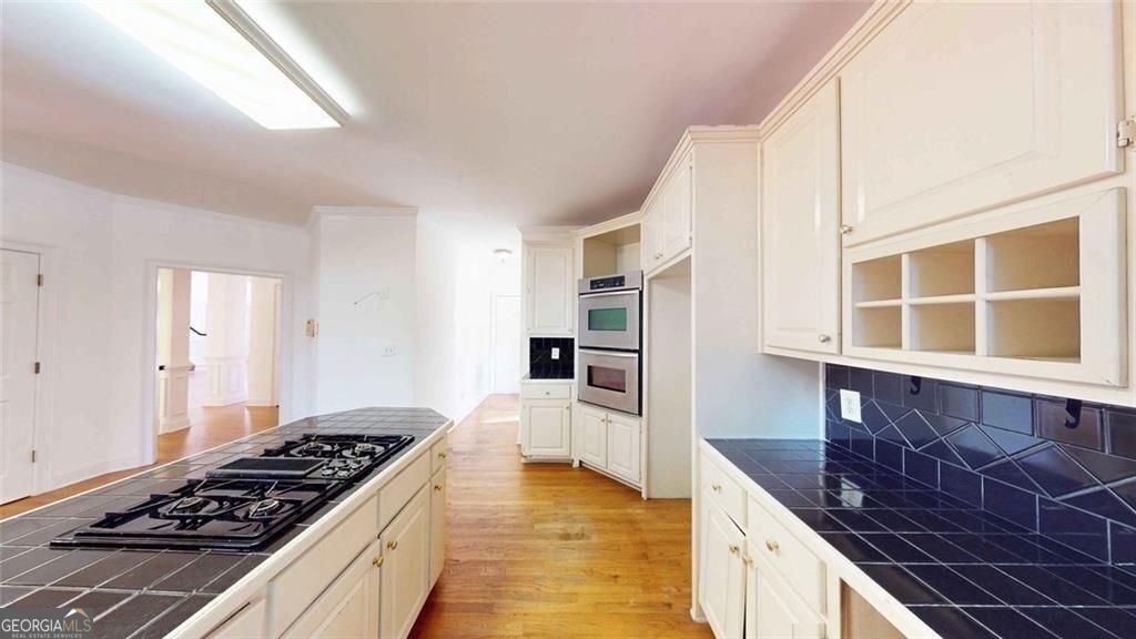 Newnan, Georgia, 30265, United States, 5 Bedrooms Bedrooms, ,5 BathroomsBathrooms,Residential,For Sale,1934725