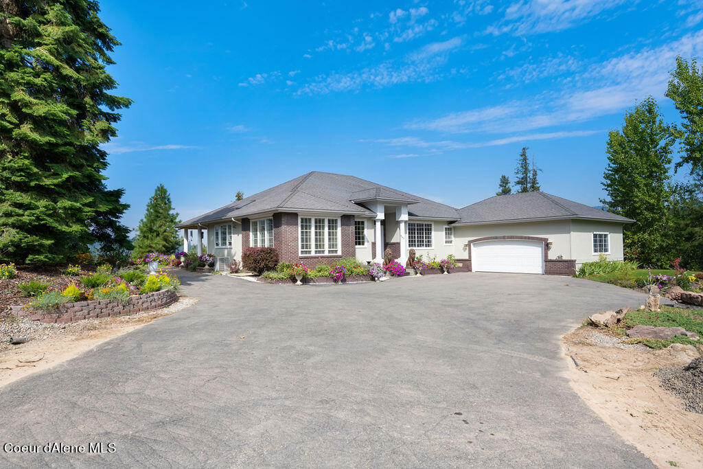 St. Maries, Idaho, 83861, United States, 3 Bedrooms Bedrooms, ,3 BathroomsBathrooms,Residential,For Sale,1923080