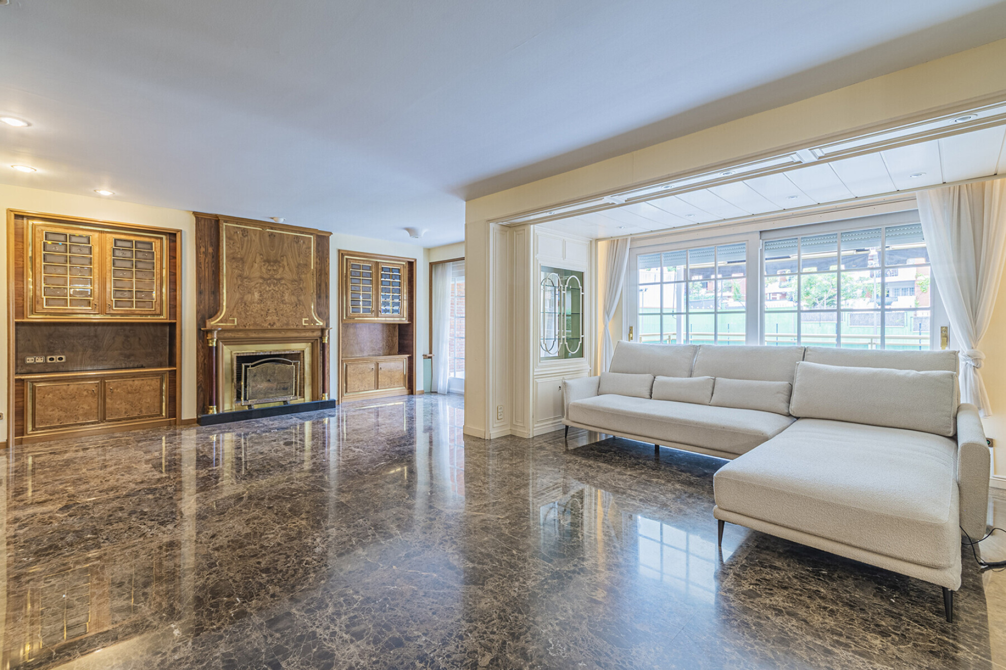  Exclusive apartment with a terrace in a prestigious gated community in Barcelona - 物件實景