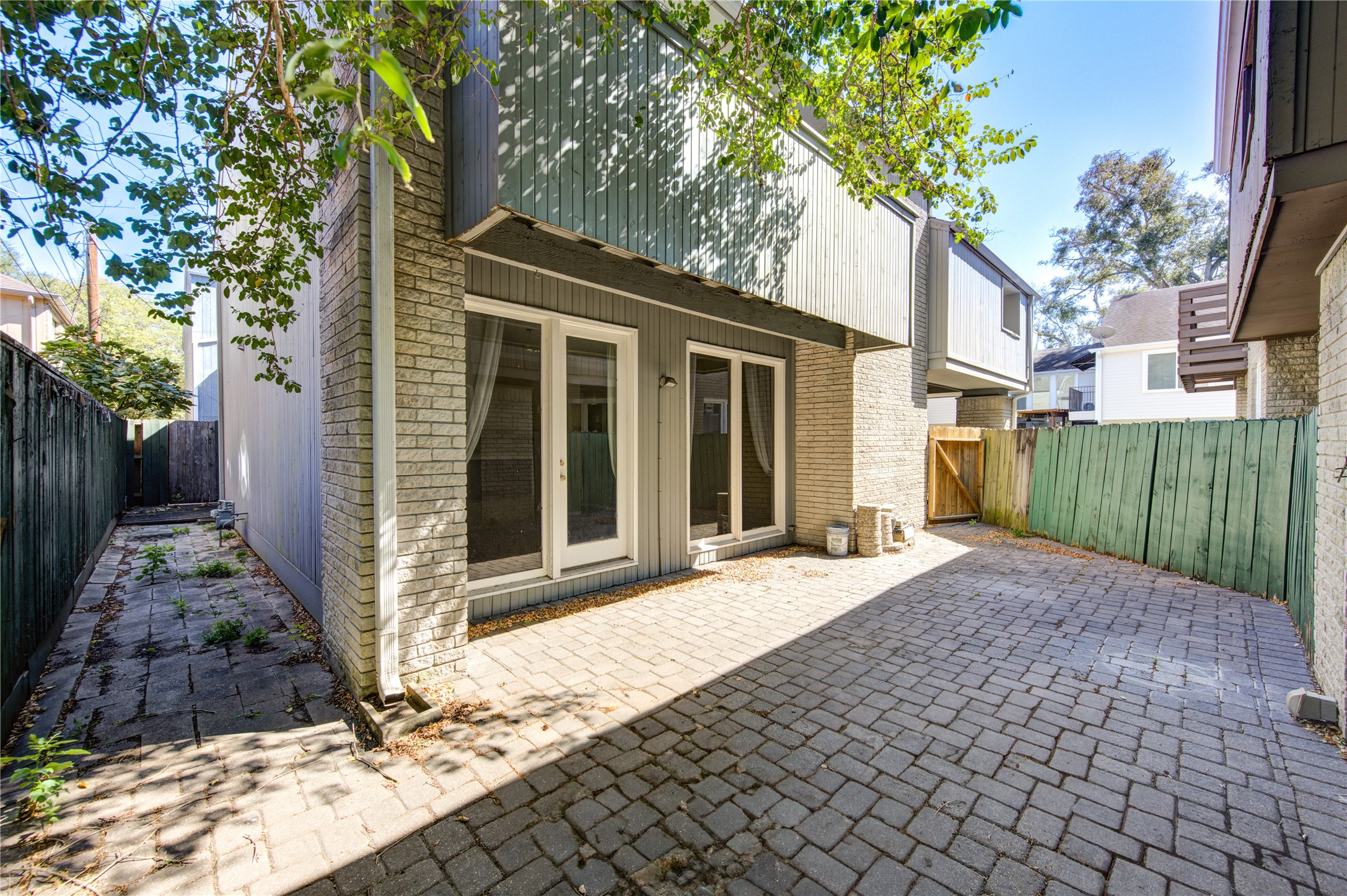  2524 Nantucket Drive B - 物件實景