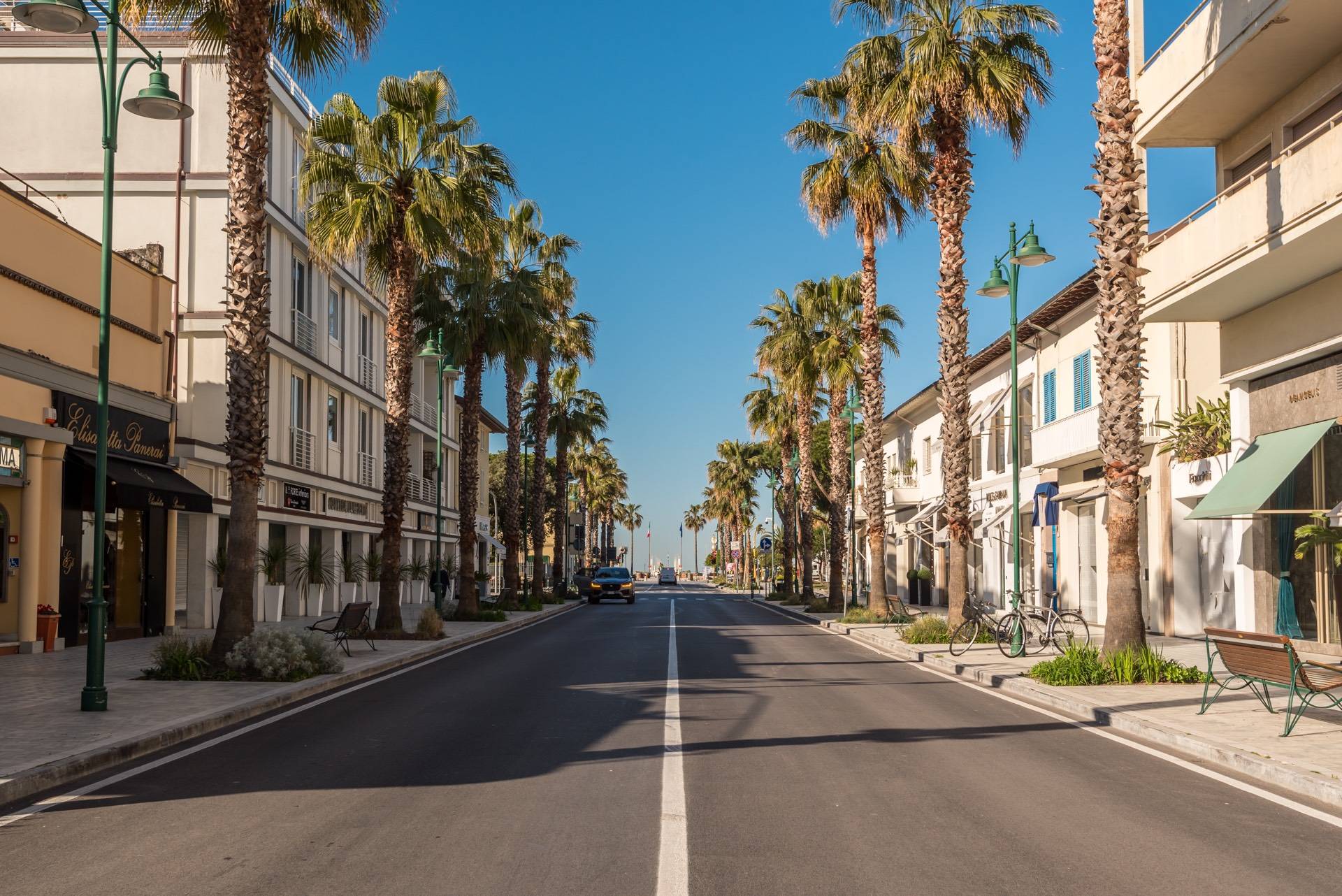 Forte dei Marmi, Lucca, 55042, IT, 5 Bedrooms Bedrooms, ,6 BathroomsBathrooms,Residential,For Sale,1987701