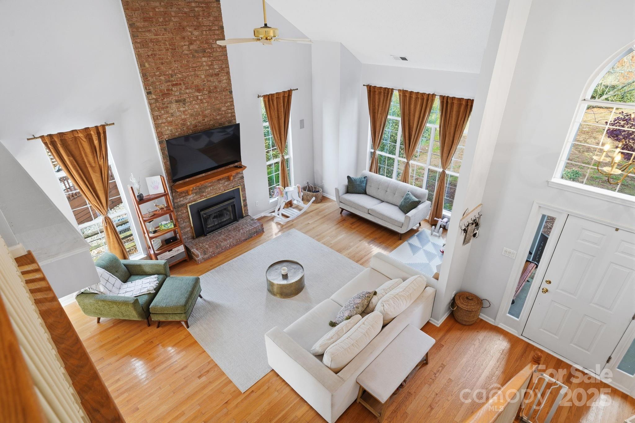 Charlotte, North Carolina, 28210, United States, 4 Bedrooms Bedrooms, ,3 BathroomsBathrooms,Residential,For Sale,2002030