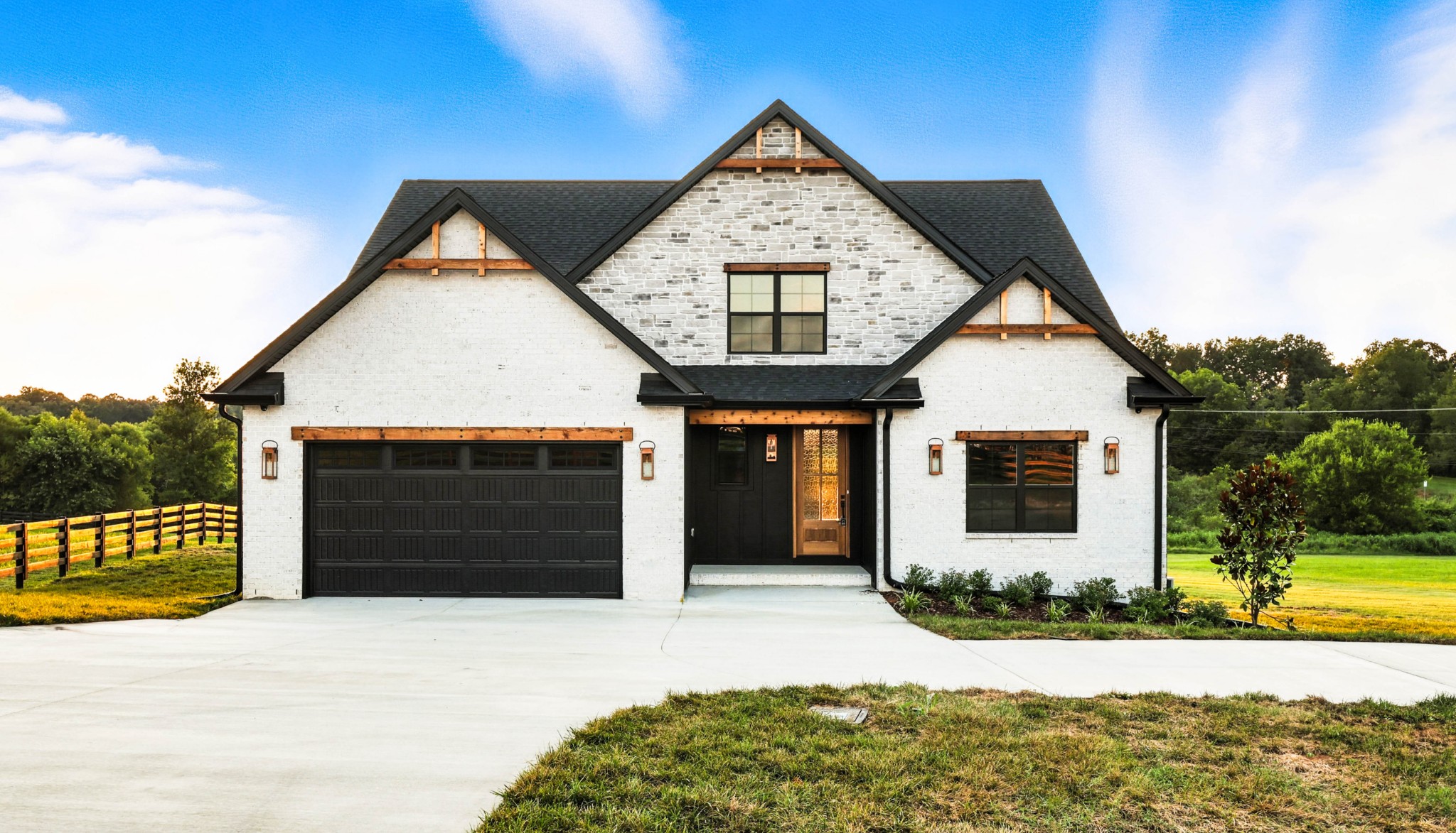 Adams, Tennessee, 37010, United States, 4 Bedrooms Bedrooms, ,4 BathroomsBathrooms,Residential,For Sale,1904806