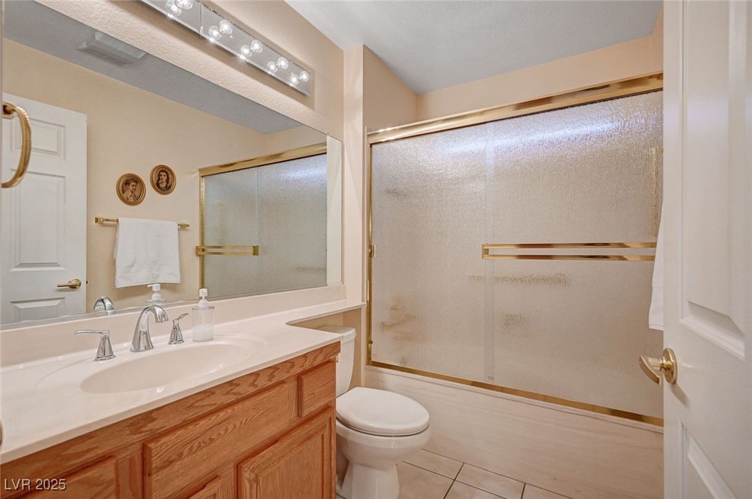 Las Vegas, Nevada, 89134, United States, 2 Bedrooms Bedrooms, ,2 BathroomsBathrooms,Residential,For Sale,1950375