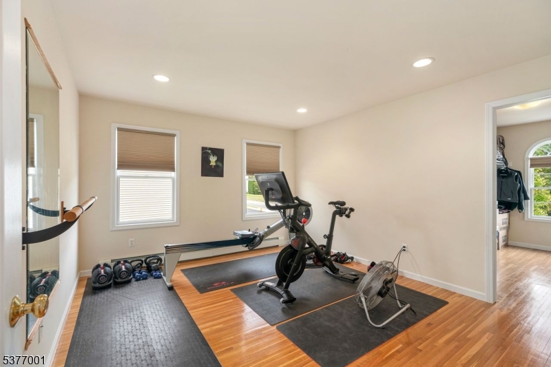 Newton Town, New Jersey, 07860, United States, 4 Bedrooms Bedrooms, ,3 BathroomsBathrooms,Residential,For Sale,1985191