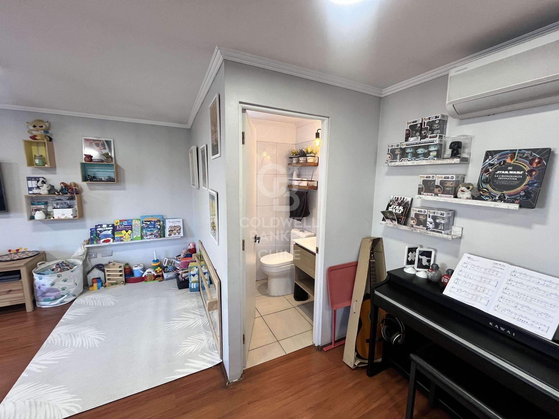 Las Condes, Chile, 4 Bedrooms Bedrooms, ,4 BathroomsBathrooms,Residential,For Sale,1933032