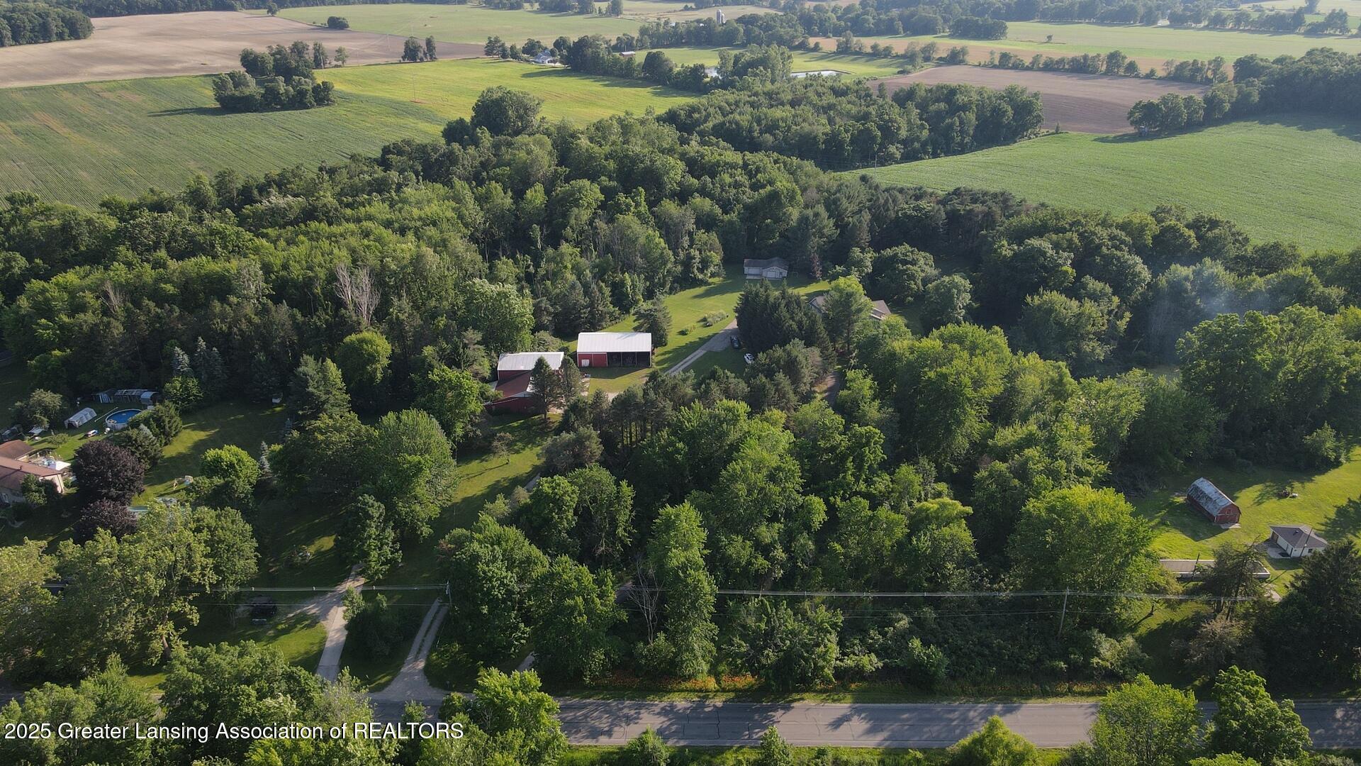 Portland, Michigan, 48875, United States, 5 Bedrooms Bedrooms, ,4 BathroomsBathrooms,Residential,For Sale,2001536