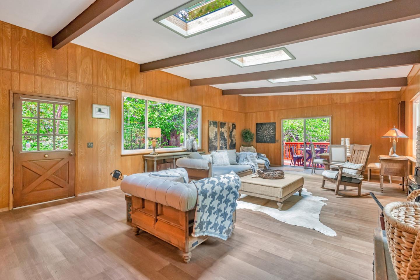 Pescadero, California, 94060, United States, 3 Bedrooms Bedrooms, ,2 BathroomsBathrooms,Residential,For Sale,1902699