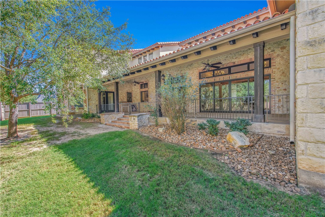 Bryan, Texas, 77802, United States, 4 Bedrooms Bedrooms, ,6 BathroomsBathrooms,Residential,For Sale,1986071