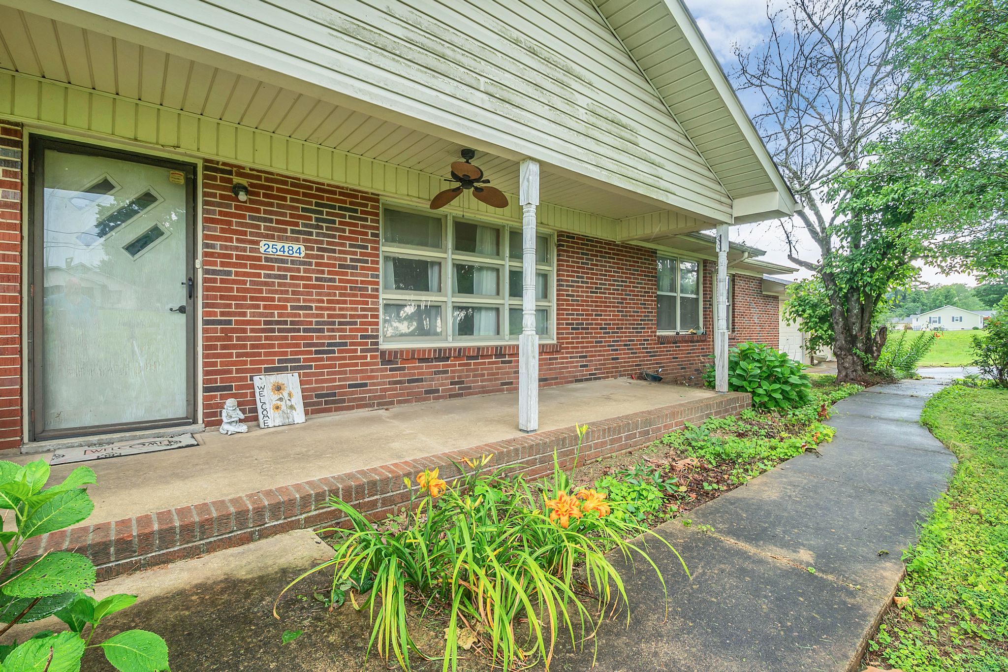  25484 Nick Davis Road - 物件實景