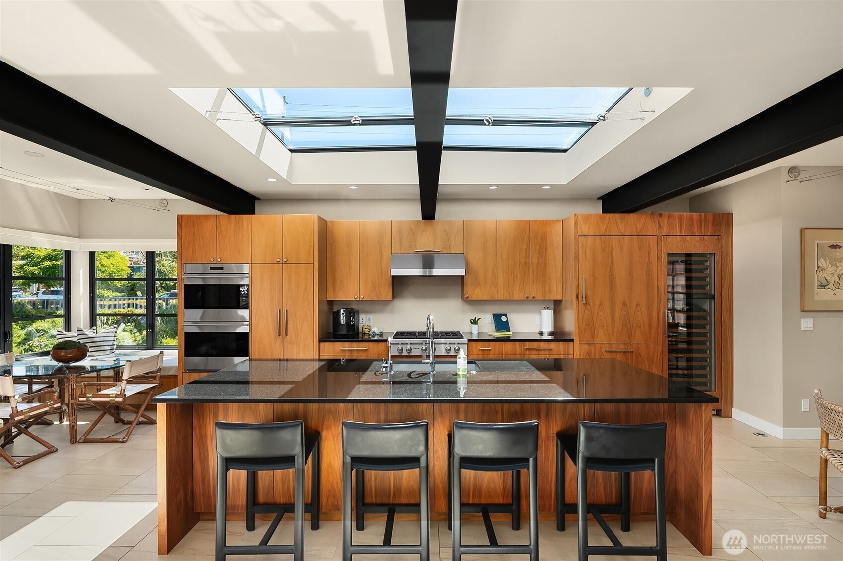 Seattle, Washington, 98102, United States, 3 Bedrooms Bedrooms, ,2 BathroomsBathrooms,Residential,For Sale,1807048