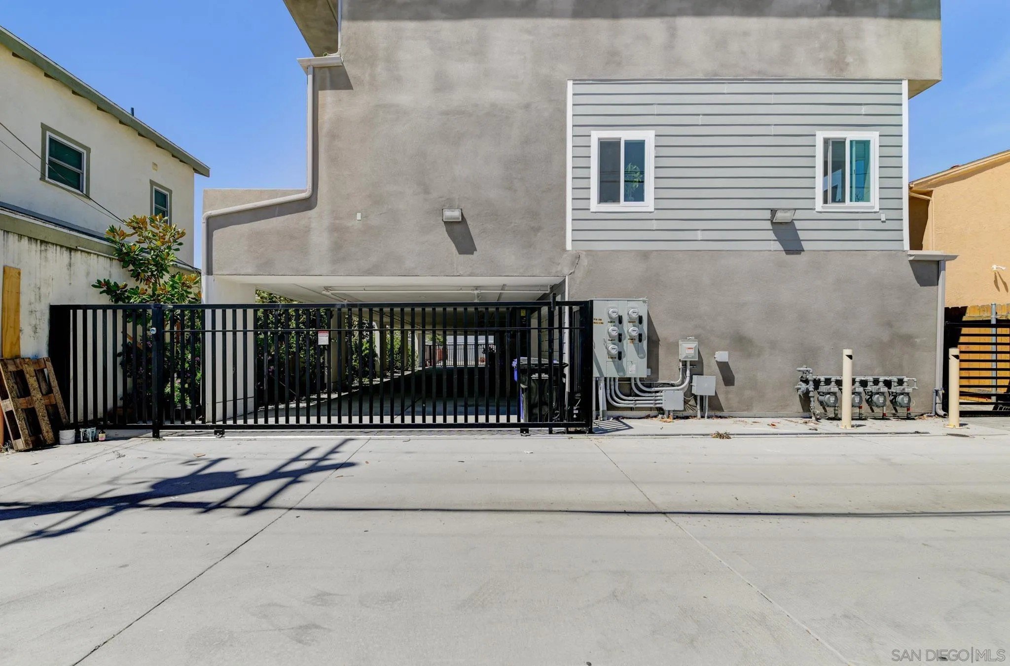 San Diego, California, 92104, United States, 3 Bedrooms Bedrooms, ,3 BathroomsBathrooms,Residential,For Sale,1942176