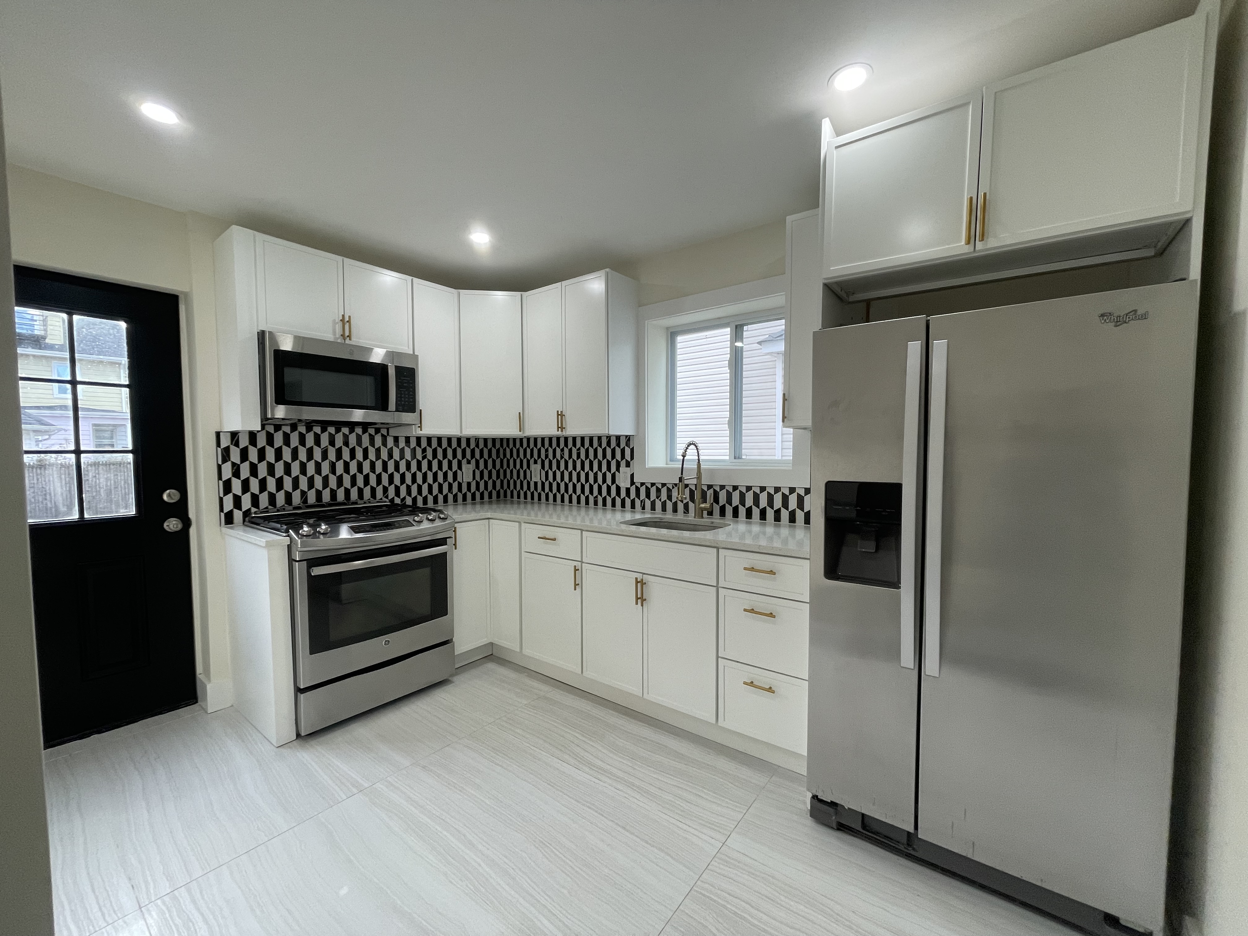 North Bergen, New Jersey, 07047, United States, 4 Bedrooms Bedrooms, ,1 BathroomBathrooms,Residential,For Sale,2005279