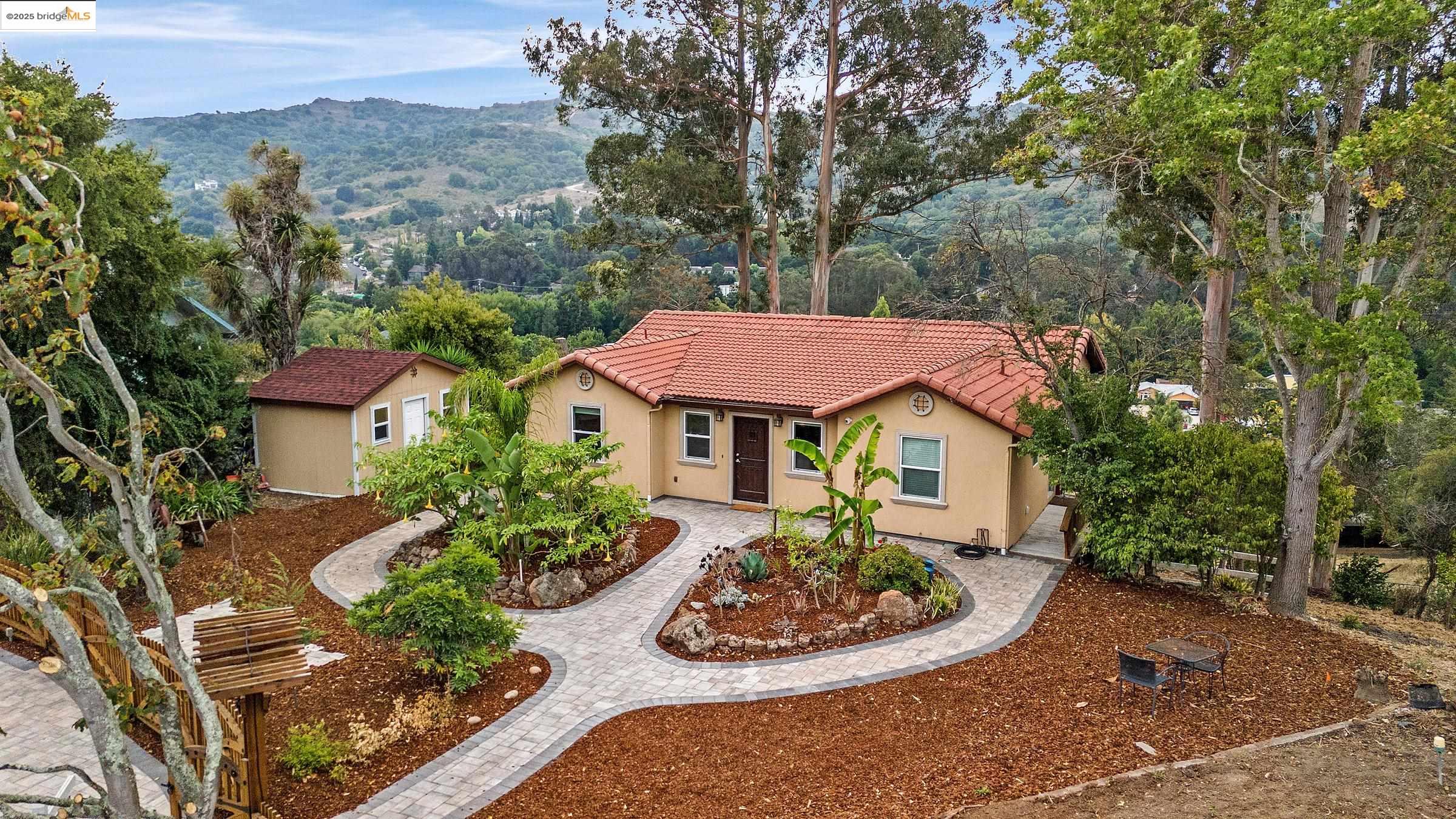 El Sobrante, California, 94803, United States, 4 Bedrooms Bedrooms, ,3 BathroomsBathrooms,Residential,For Sale,1986532