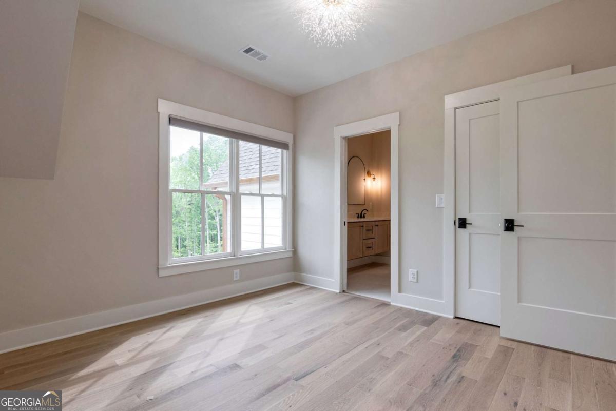 Monroe, Georgia, 30656, United States, 5 Bedrooms Bedrooms, ,5 BathroomsBathrooms,Residential,For Sale,1792838