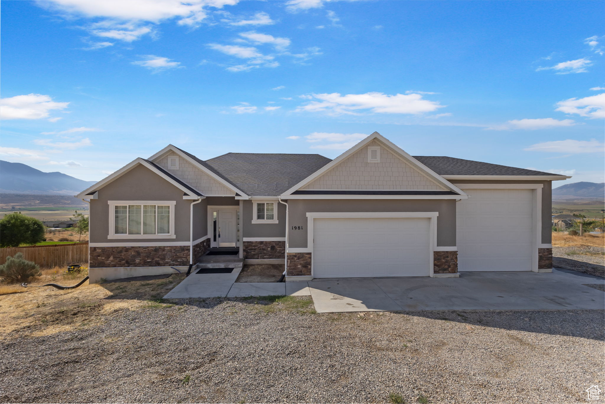Stockton, Utah, 84071, United States, 3 Bedrooms Bedrooms, ,3 BathroomsBathrooms,Residential,For Sale,1927433
