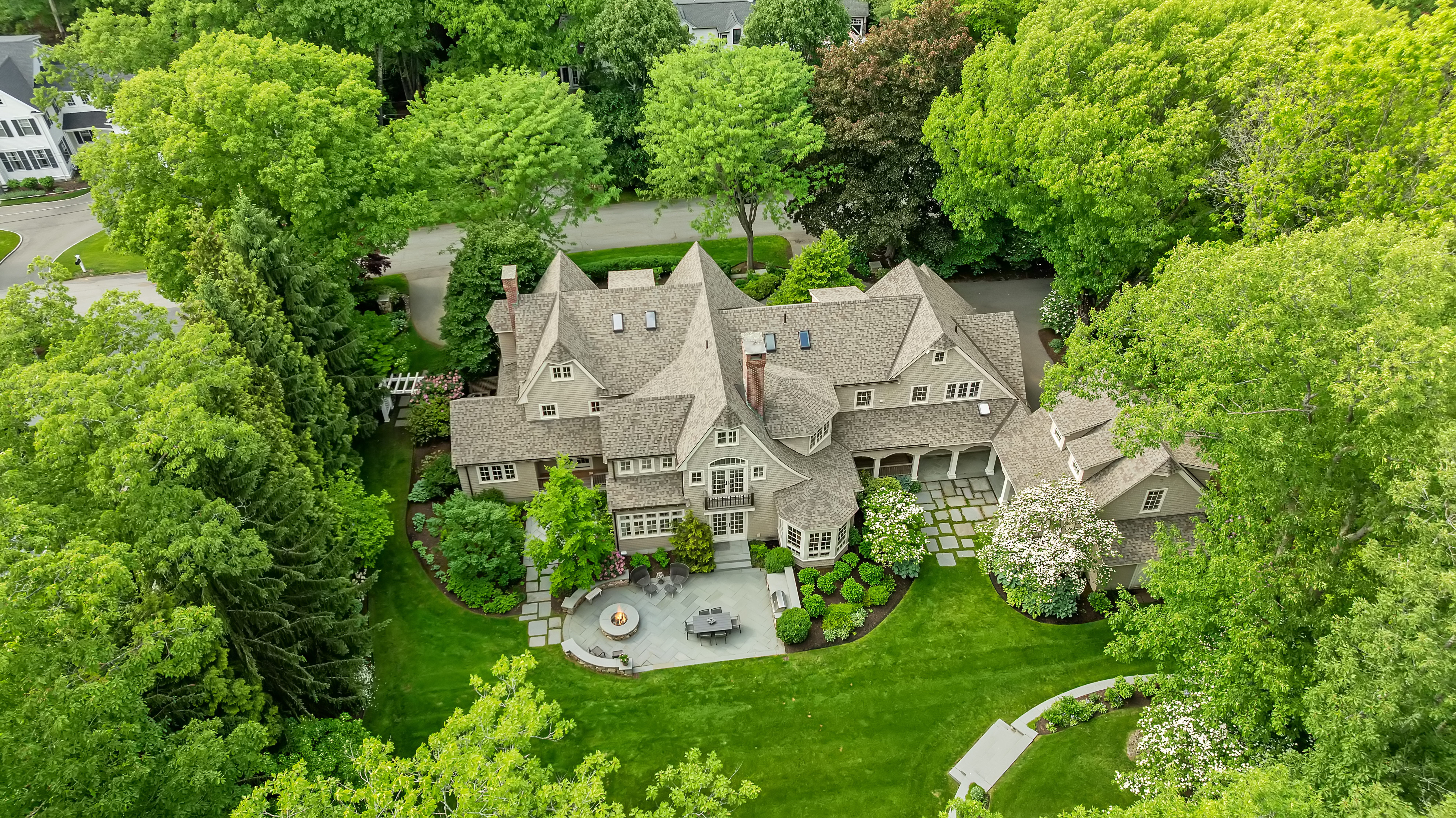  14 Greylock Road, Wellesley, MA, 02481 - 物件實景