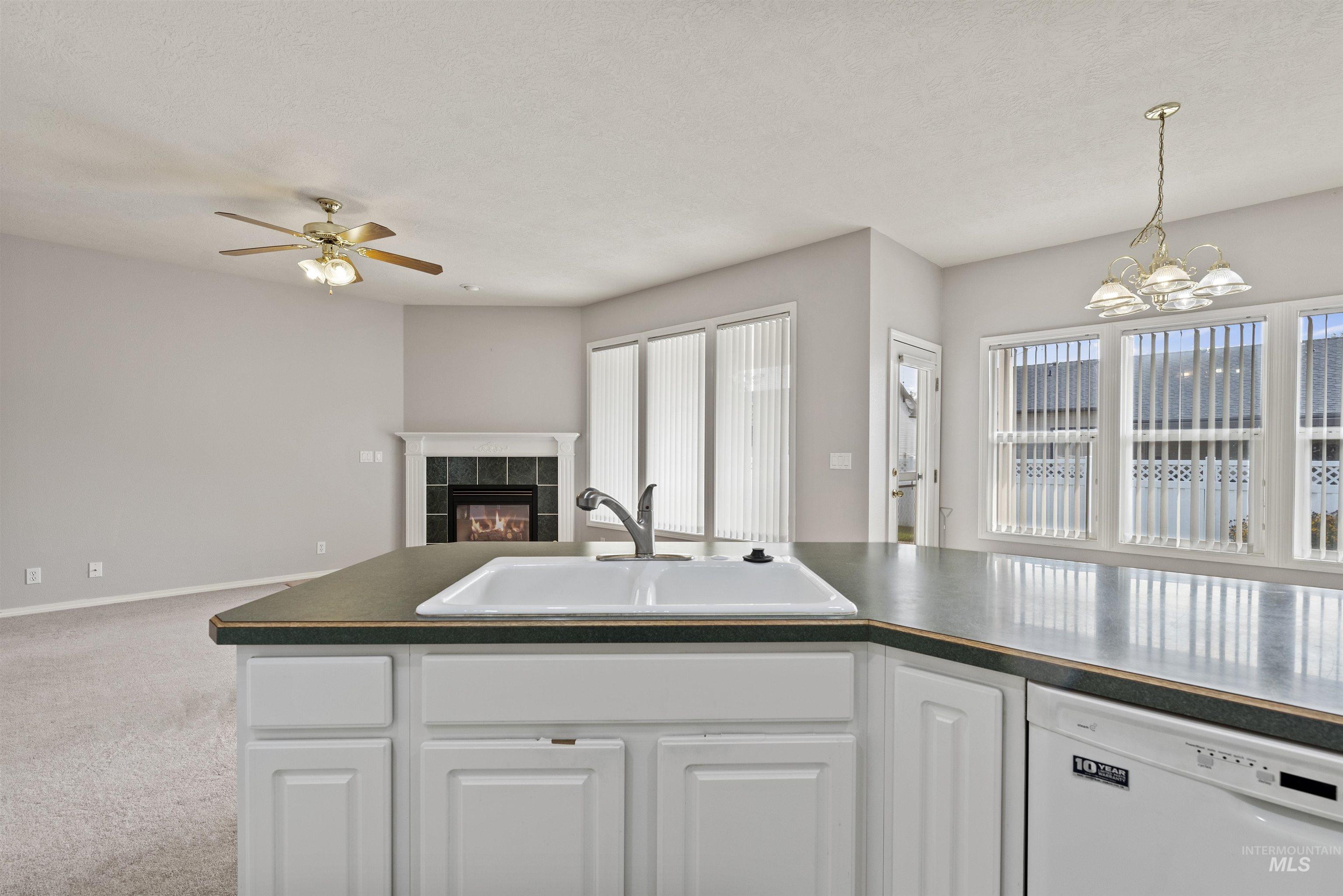 Meridian, Idaho, 83646-8306, United States, 4 Bedrooms Bedrooms, ,Residential,For Sale,1941739