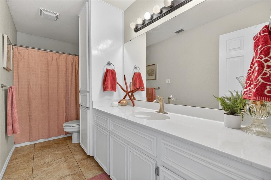 Corpus Christi, Texas, 78418, United States, 3 Bedrooms Bedrooms, ,2 BathroomsBathrooms,Residential,For Sale,1997233