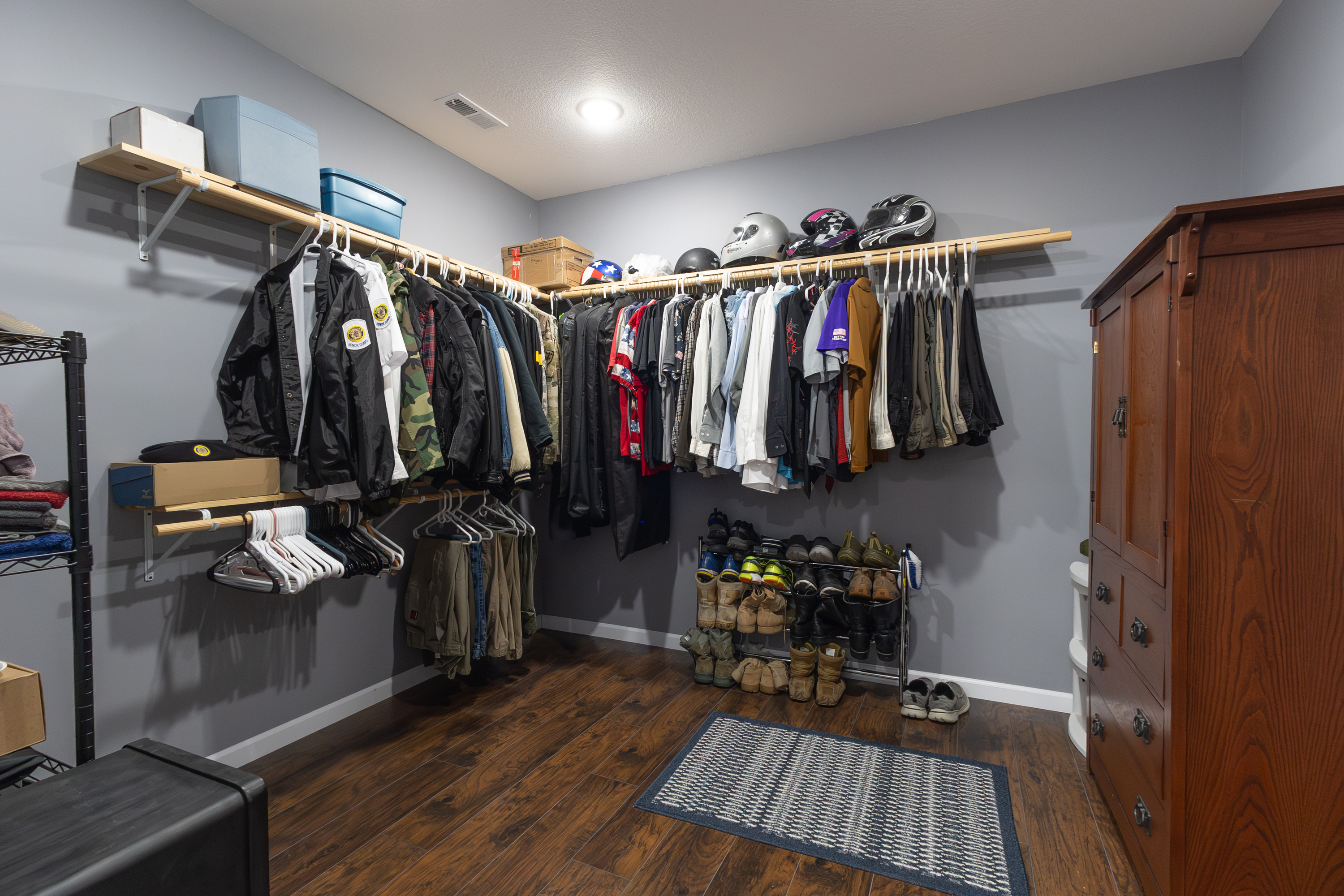 Hartsburg, Missouri, 65039, United States, 3 Bedrooms Bedrooms, ,Residential,For Sale,2010834