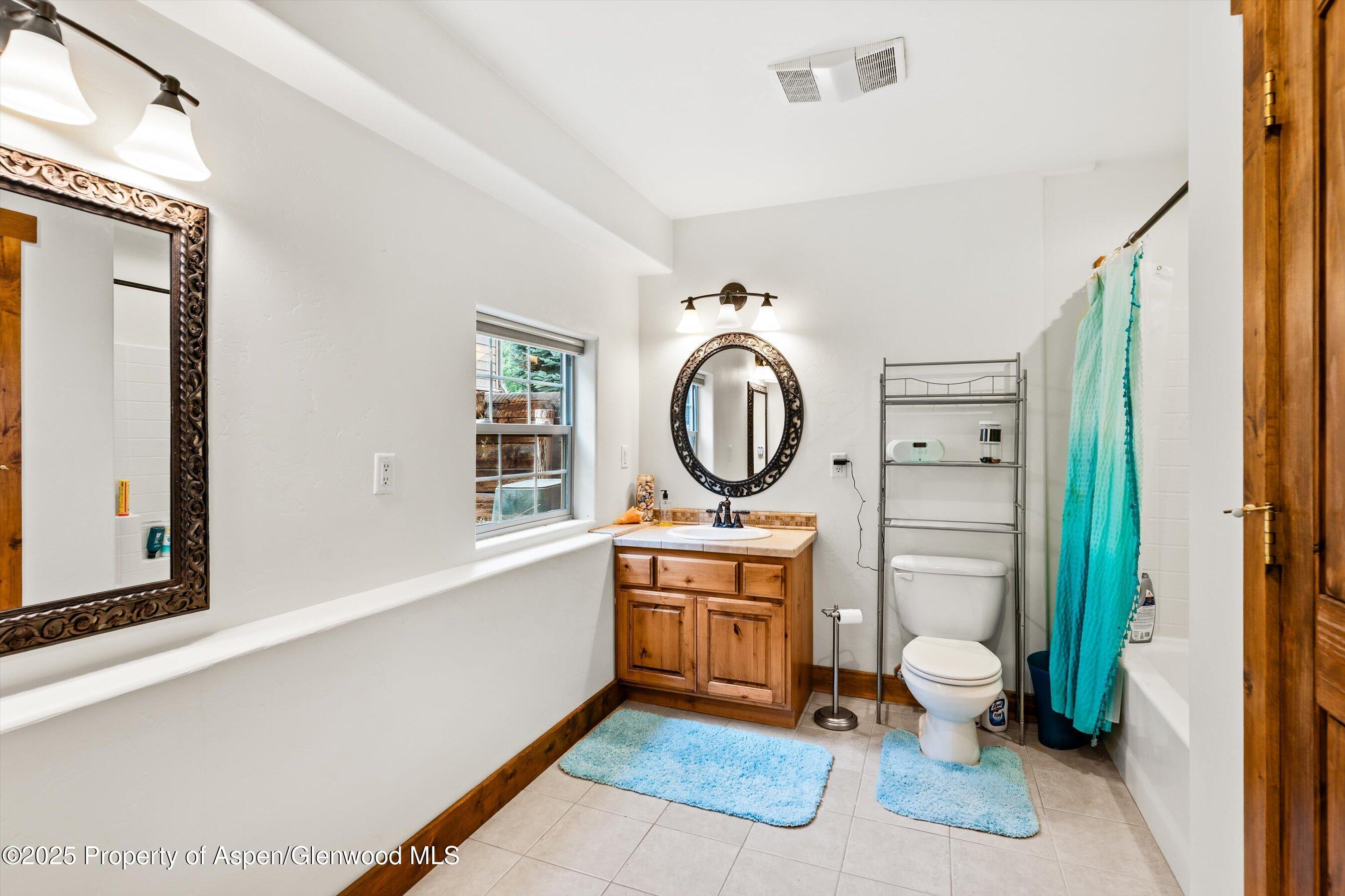 New Castle, Colorado, 81647, United States, 5 Bedrooms Bedrooms, ,4 BathroomsBathrooms,Residential,For Sale,1906868