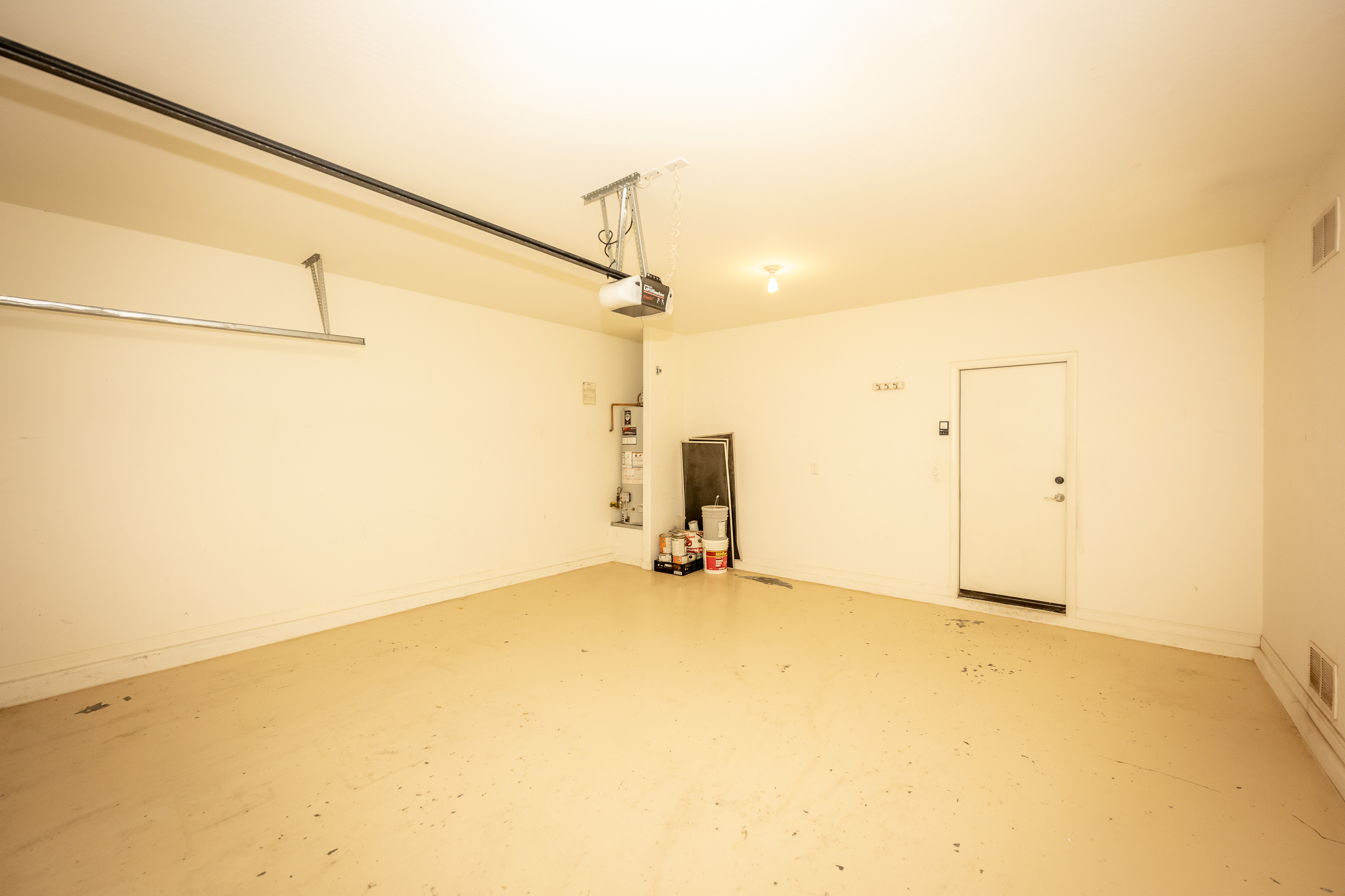 ANTHEM, Arizona, 85086, United States, 4 Bedrooms Bedrooms, ,3 BathroomsBathrooms,Residential,For Sale,1937658