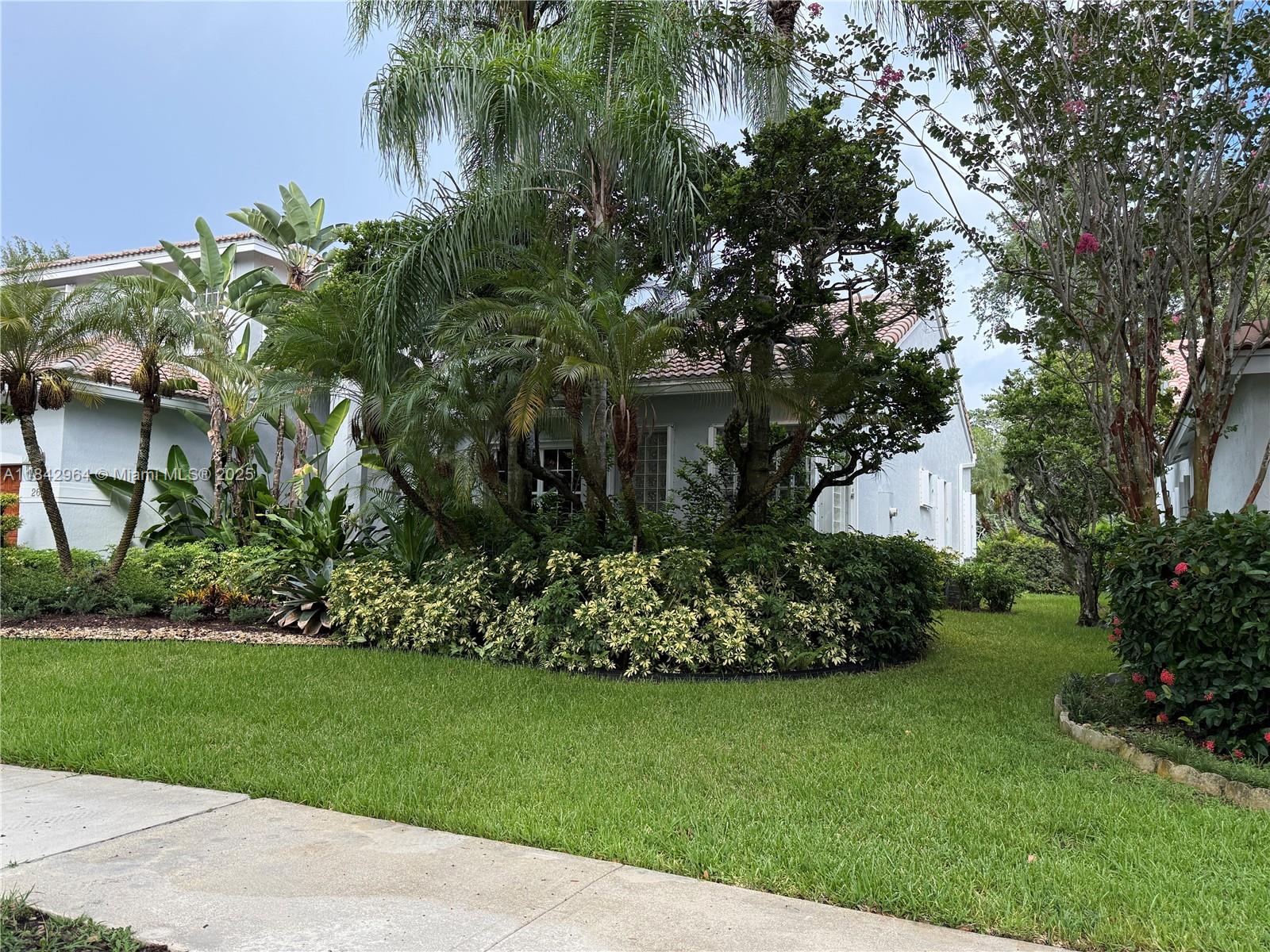 Weston, Florida, 33326, United States, 5 Bedrooms Bedrooms, ,4 BathroomsBathrooms,Residential,For Sale,1987523